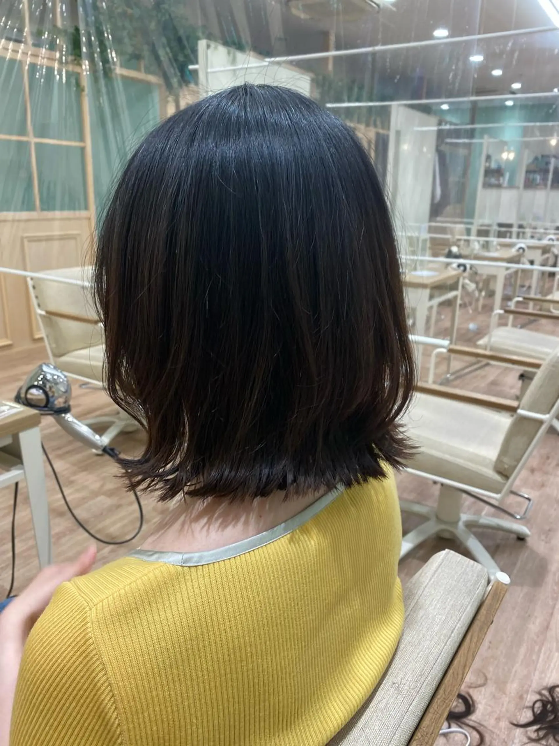 ショート ボブ 外ハネヘア 金山 友香🕊のヘアスタイル