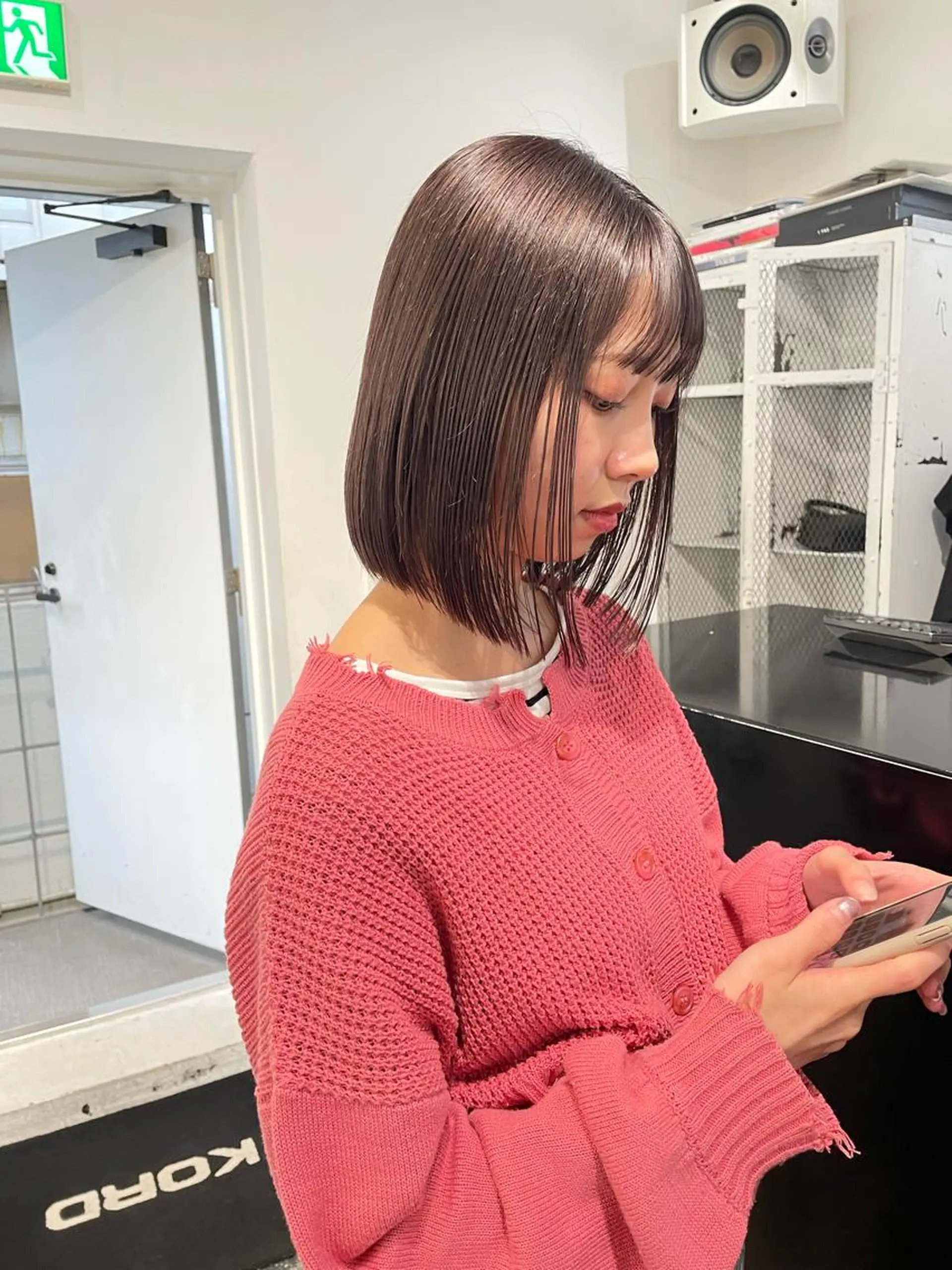 ミディアム カラー パーマ ヘアアレンジ メンズ キッズ ネイル マツエク・マツパ アイブロウ メンズバレイヤージュ メンズブリーチ メンズハイライト メンズハイトーン メンズインナーカラー カット ヘアカラー トリートメント 艶ハイトーン/ヘア アレンジAYAKAのヘアスタイル