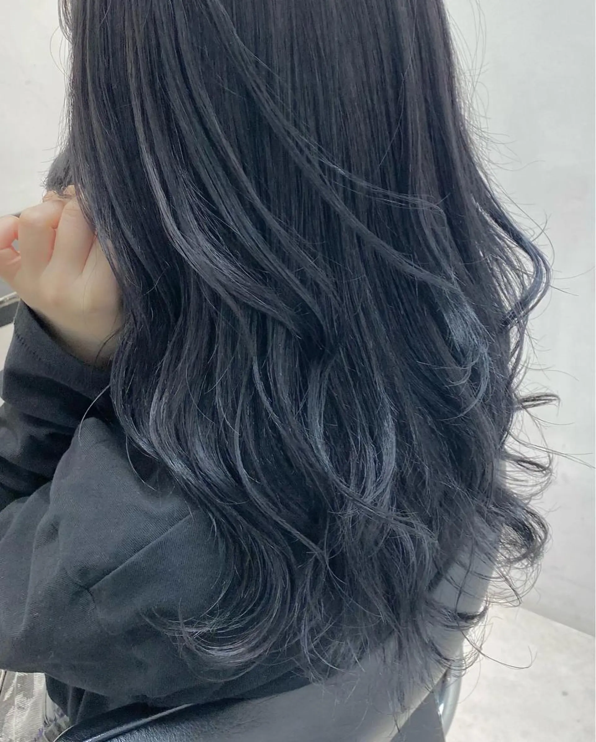 ロング カラー THESALONS所属・🤍ブリーチカラー /寄田龍樹🤍のヘアスタイル