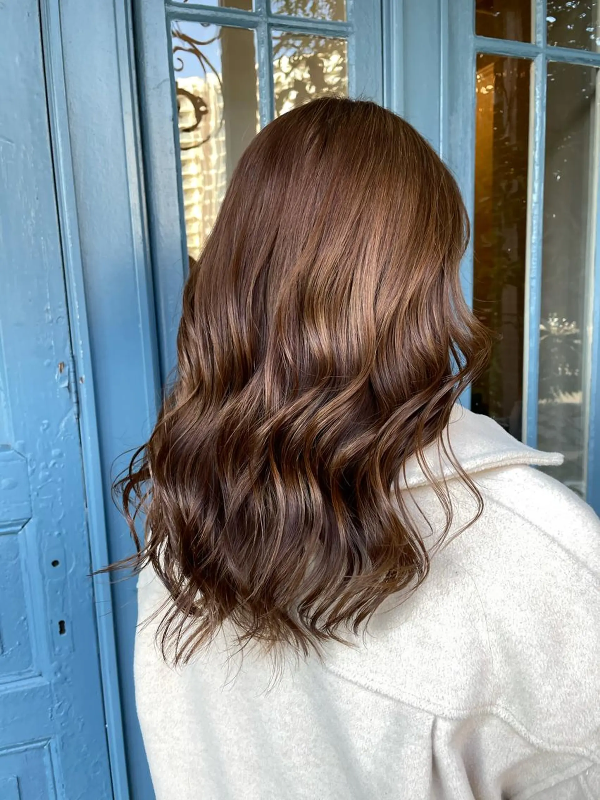 セミロング カット ヘアカラー トリートメント ブリーチ毛矯正.髪質 改善.髪にドラマをのヘアスタイル