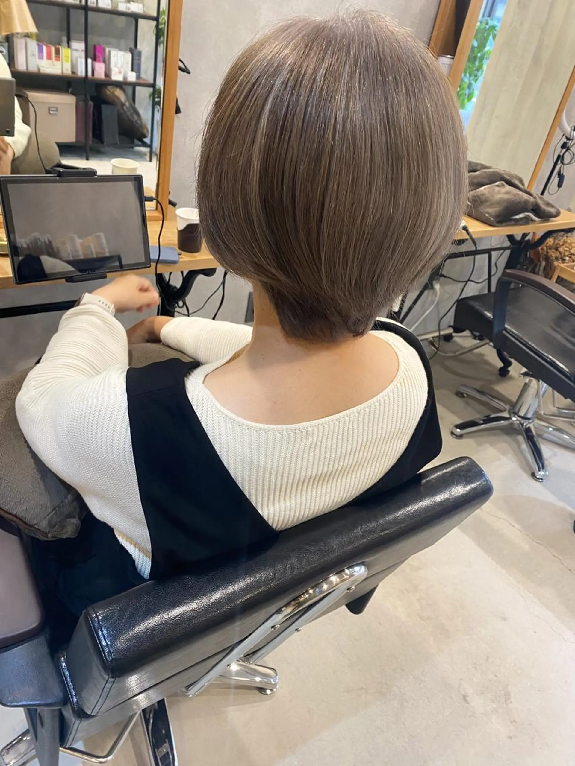 ショート ハイライト a.r.e所属・色素薄めカラー 🌼Noa🌼のヘアスタイル