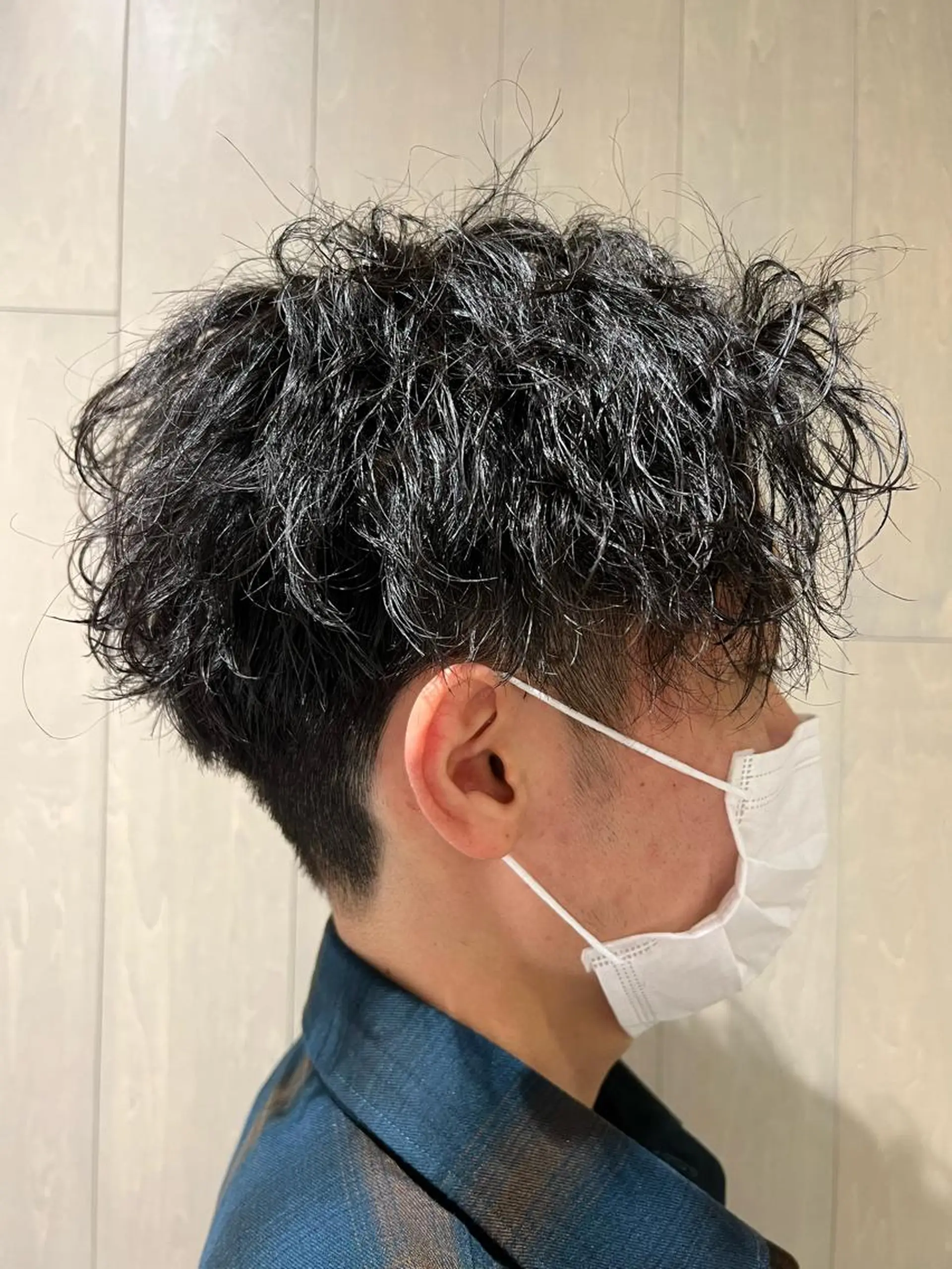 ショート メンズ 糟谷 慈英のヘアスタイル