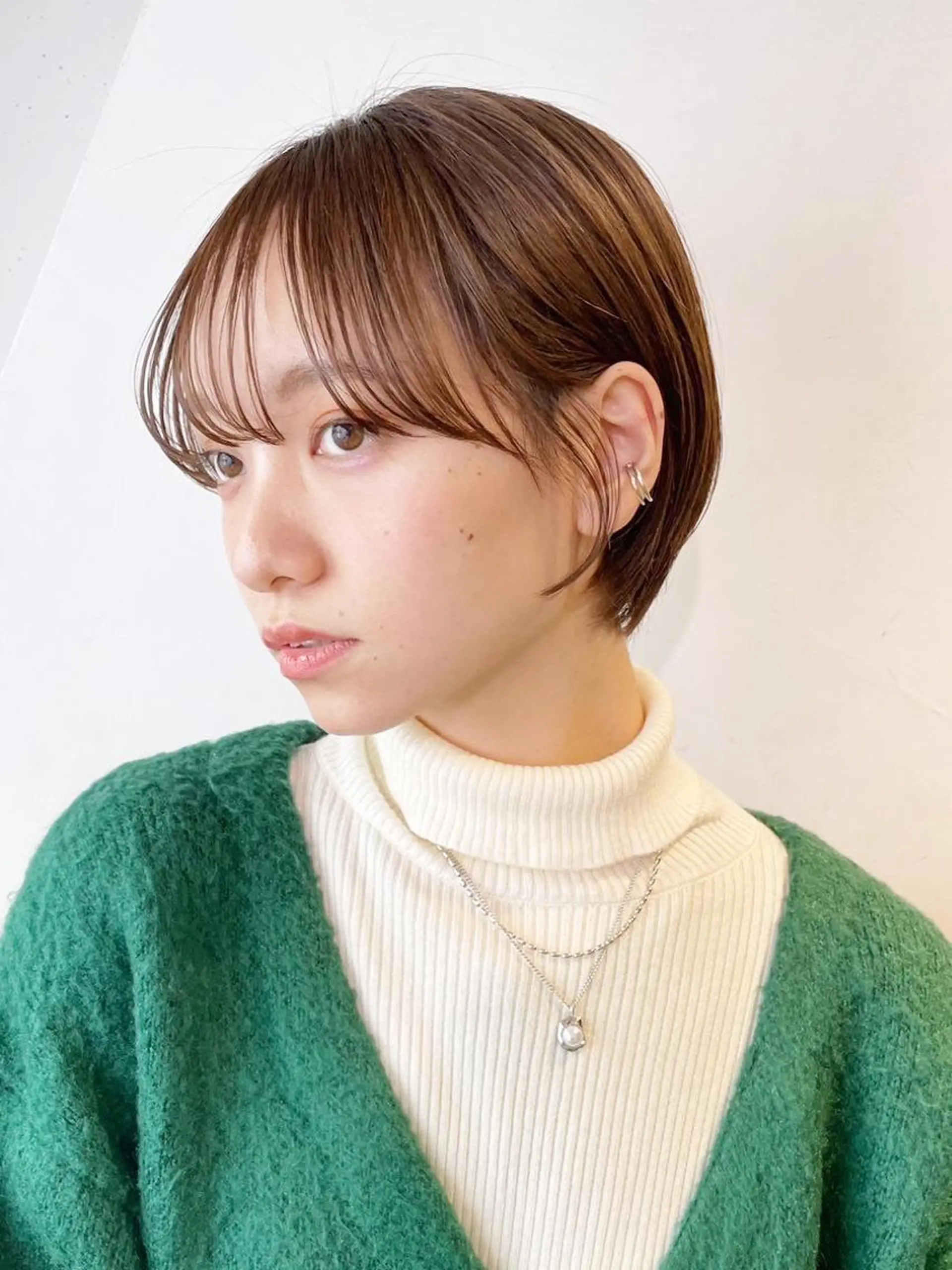 カラー ショート ベージュカラー くびれヘア レイヤーカット カット ヘアカラー トリートメント ITbyALBUM 浦和店のヘアスタイル