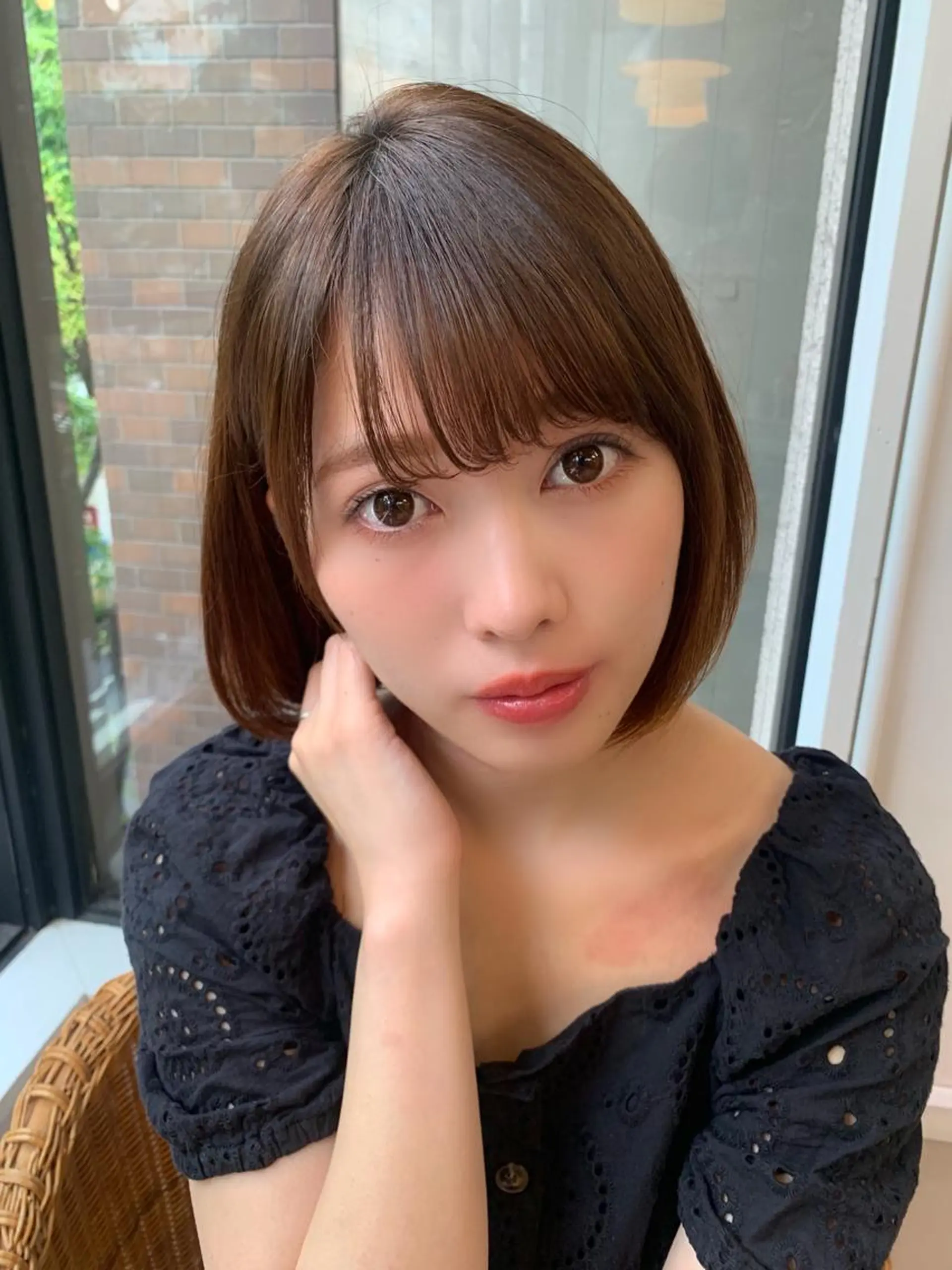 ショート カラー ベージュカラー ココアベージュ ボブ カット ヘアカラー chama レイヤーカットのヘアスタイル