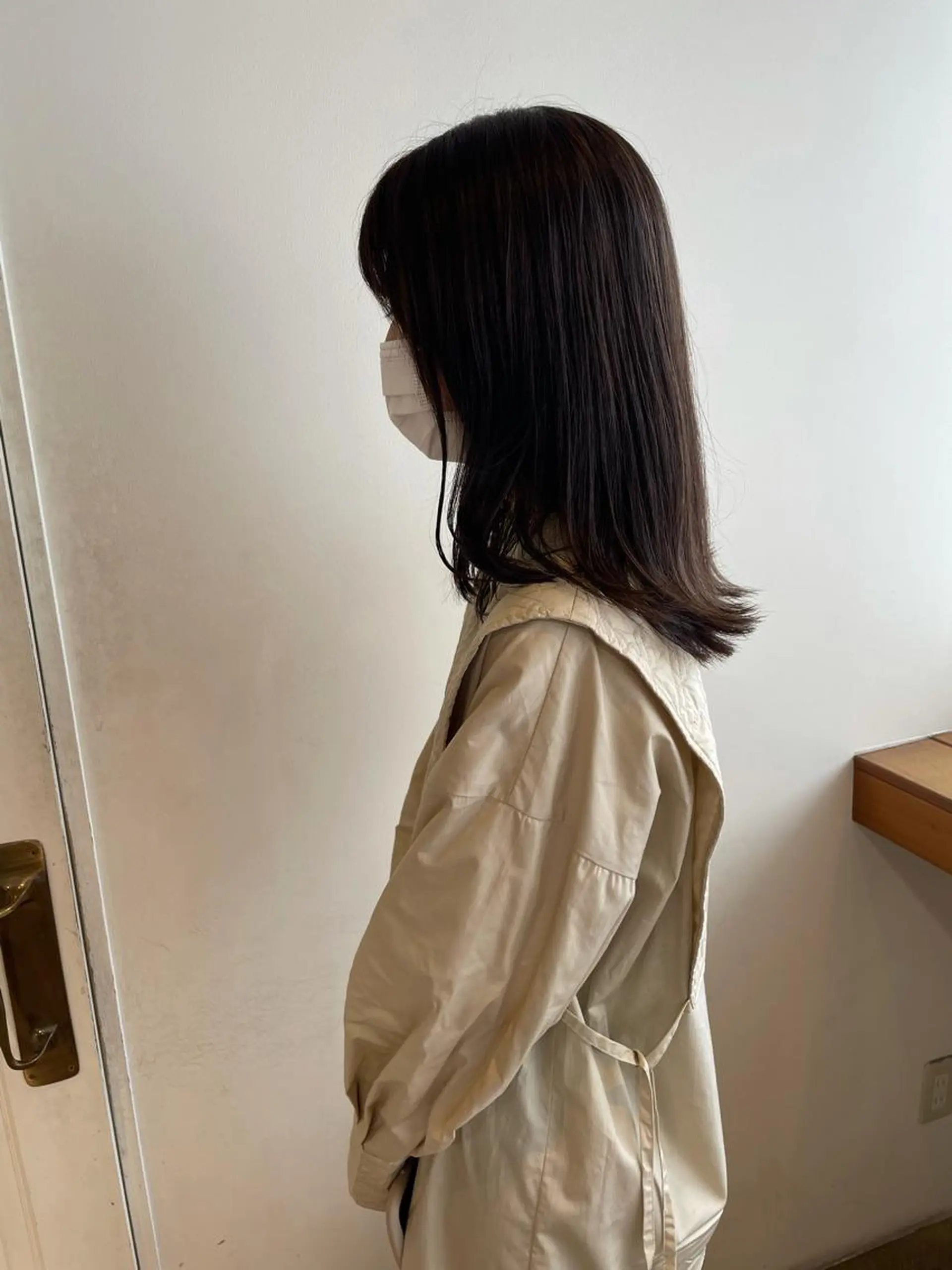 ミディアム カラー ベージュカラー オリーブベージュ カット ヘアカラー トリートメント MIOベージュカラー 柔らかいカラーのヘアスタイル
