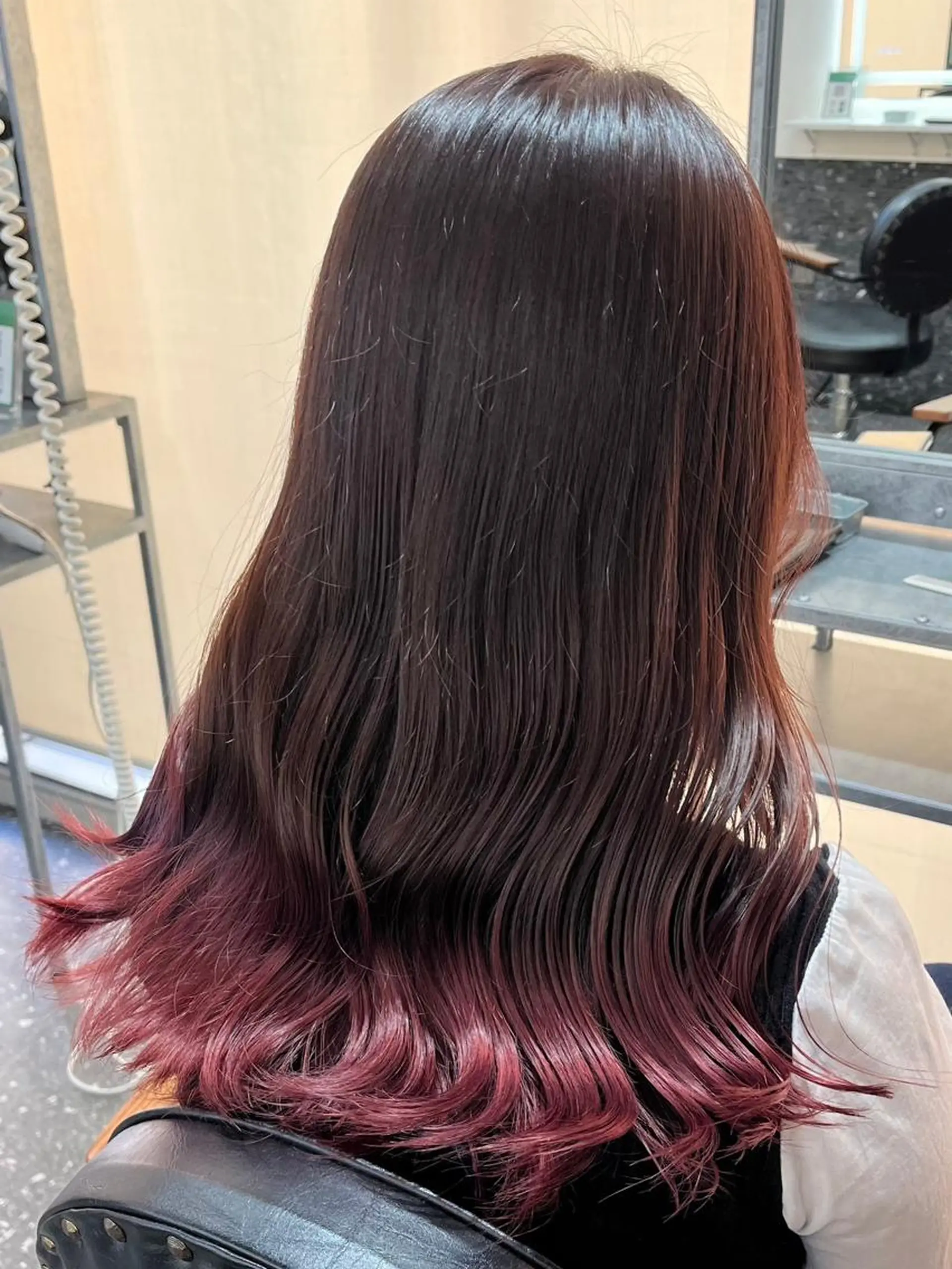 カラー ロング 透明感✨ SAKIのヘアスタイル