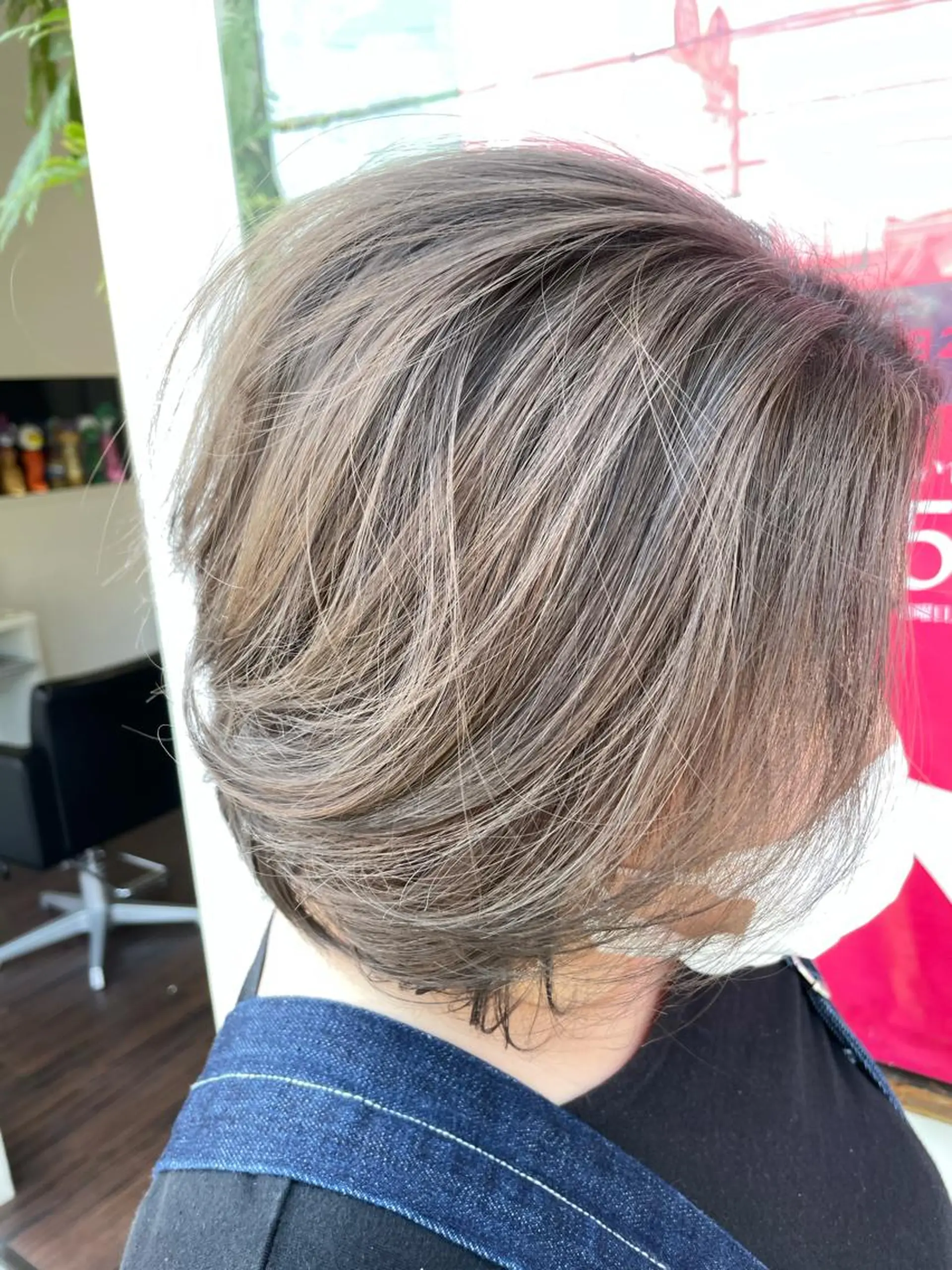 ショート カット ヘアカラー トリートメント SHINYA シンヤヘアーズのヘアスタイル