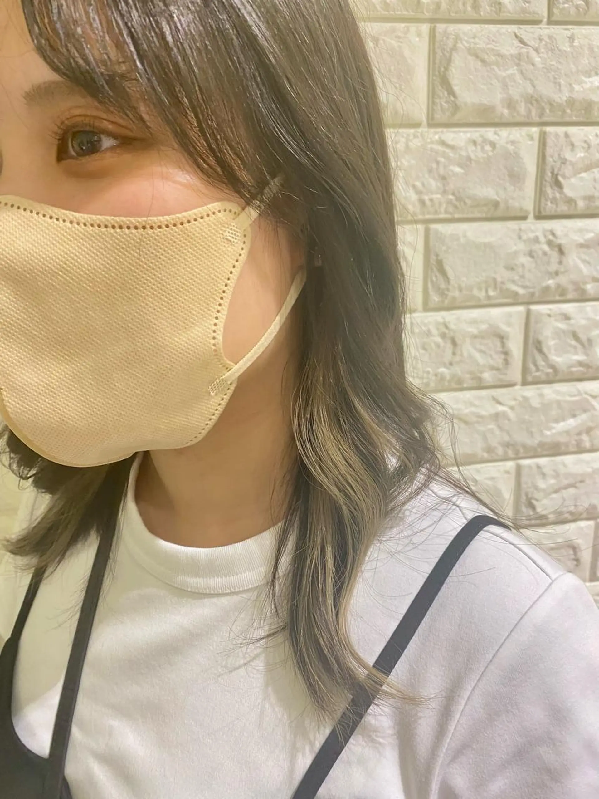ミディアム カラー イヤリングカラー 暖水 まりあのヘアスタイル