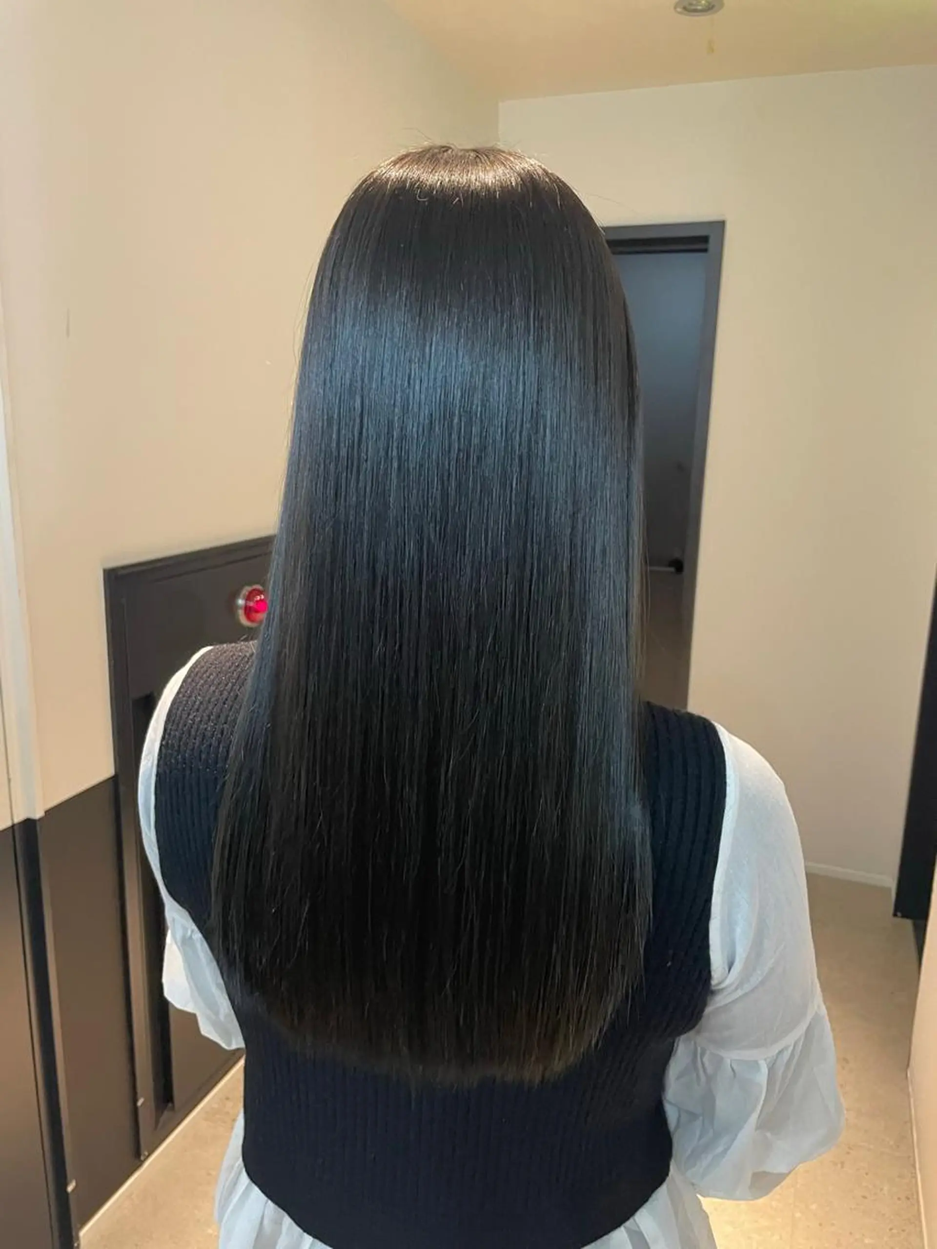 ロング カラー 岸田 悠佑のヘアスタイル