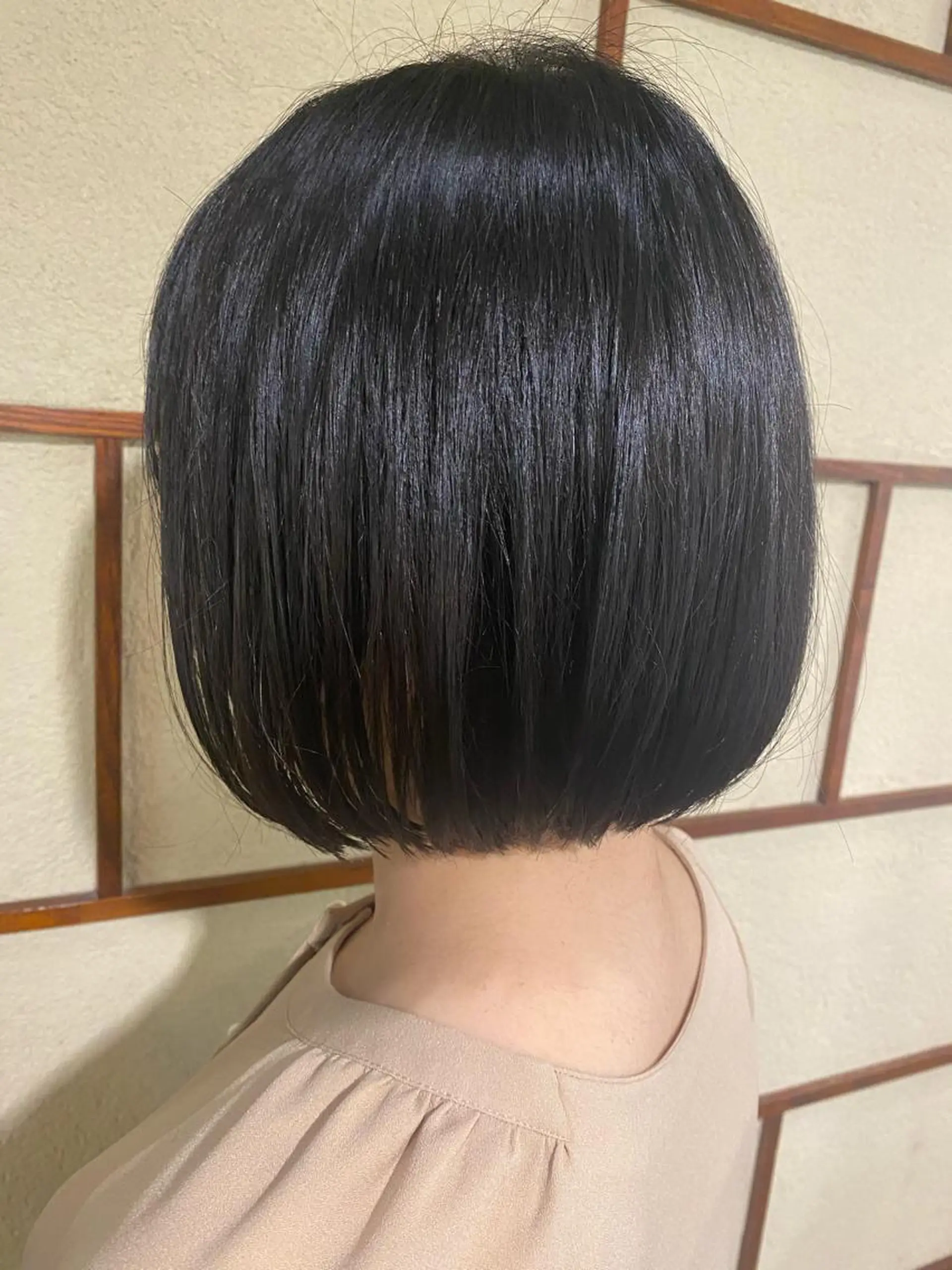 ミディアム 白井 雅美のヘアスタイル
