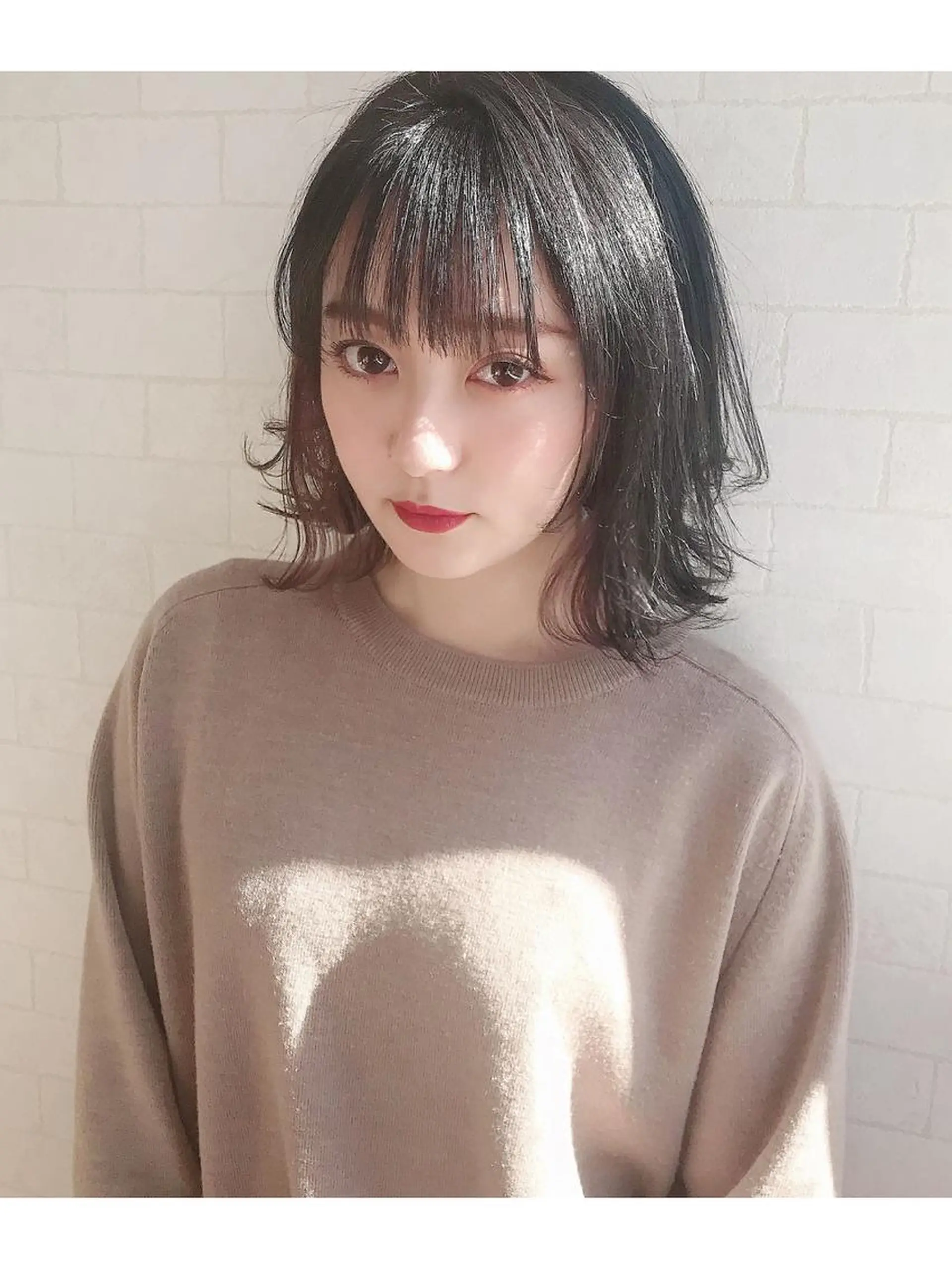 ショート カラー 前下がりボブ アッシュ ブルーカラー ブルーアッシュ ボブ カット ヘアカラー トリートメント ツヤ髪になりたい方へ 🩷柴田知亜希のヘアスタイル