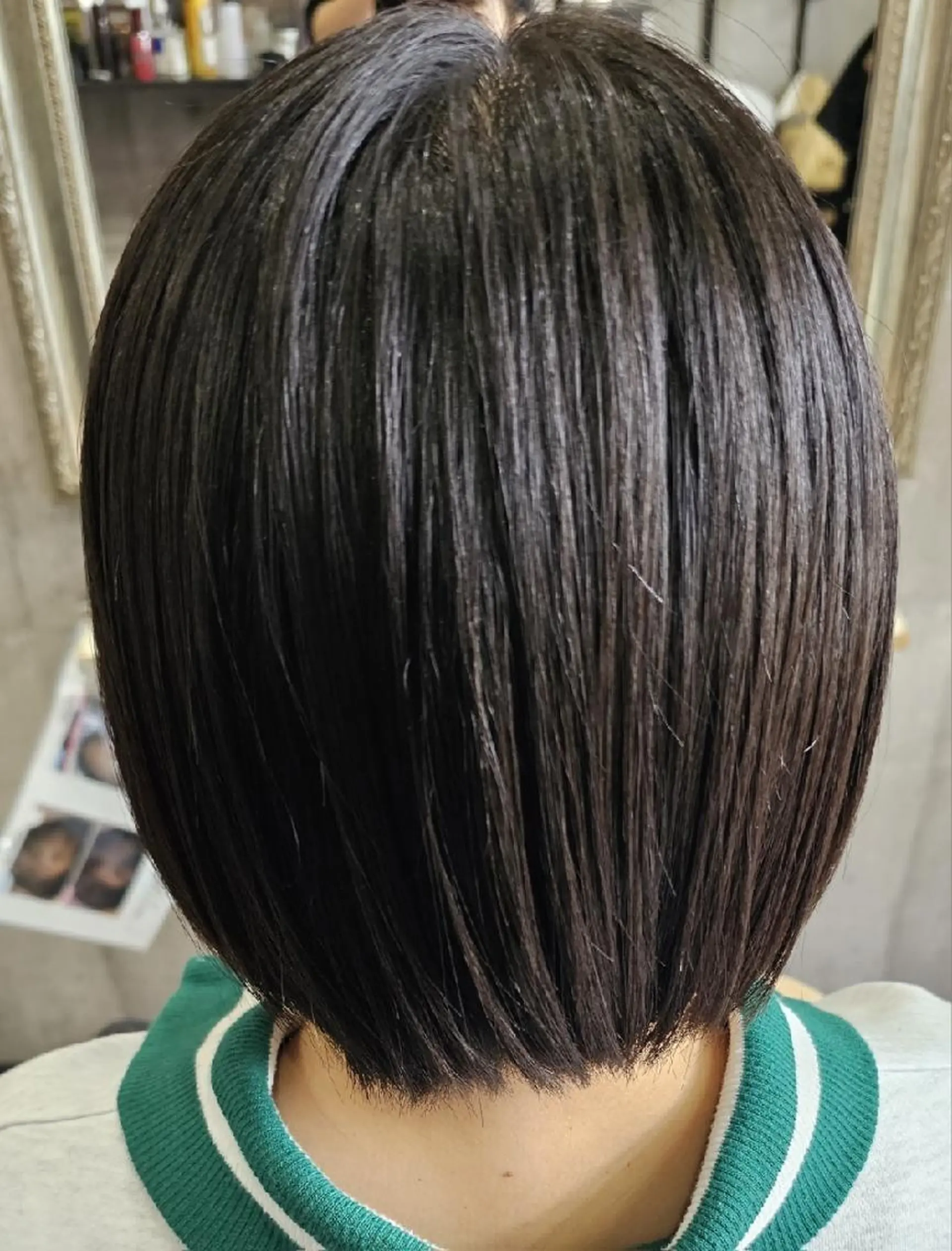 ショート ボブ カット 縮毛矯正 トリートメント 黒田 かな子のヘアスタイル