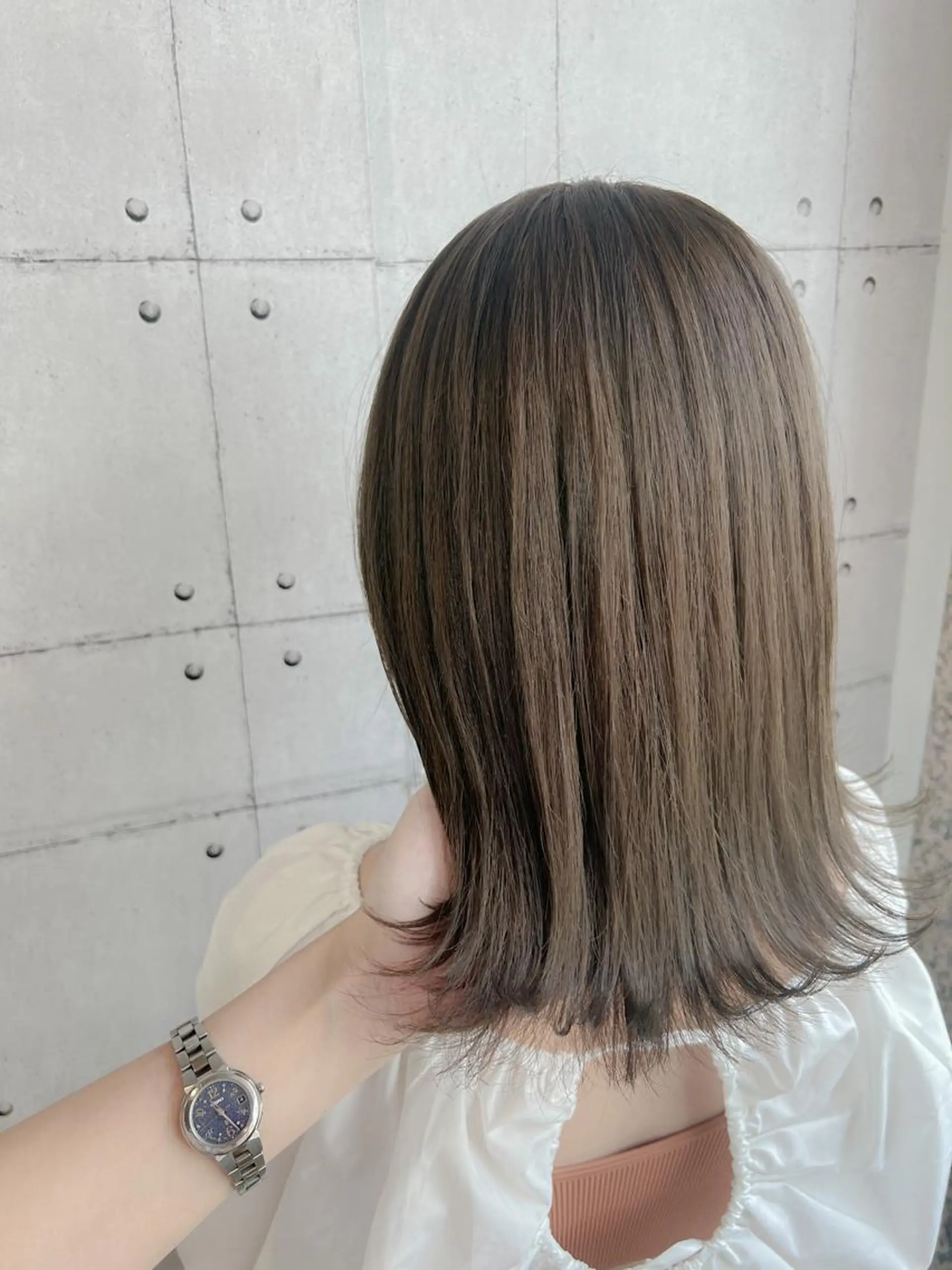 ミディアム 福元友梨 ディレクター✂️のヘアスタイル