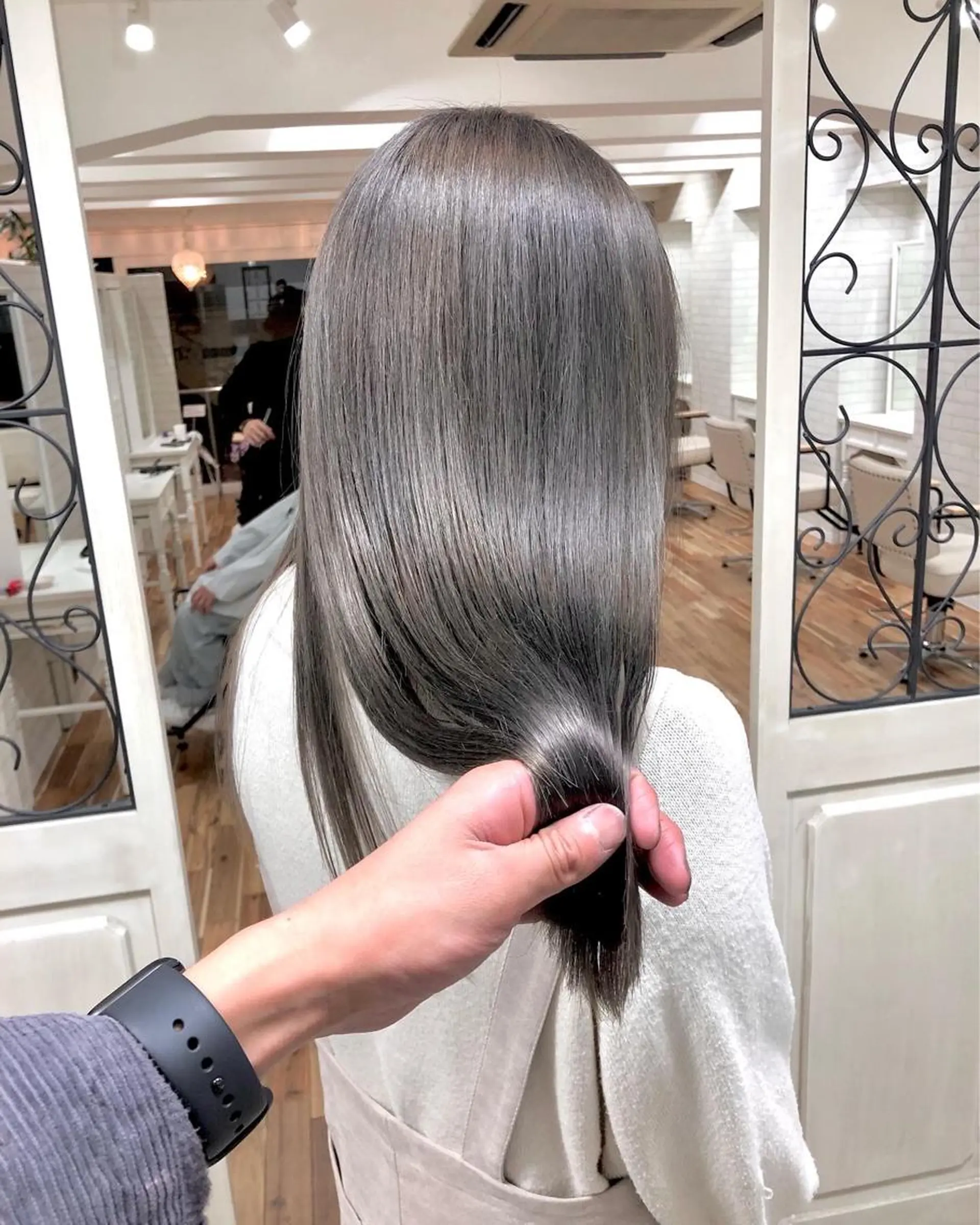 ロング カラー ヘアカラー トリートメント Tao所属・藤川 大智のヘアスタイル