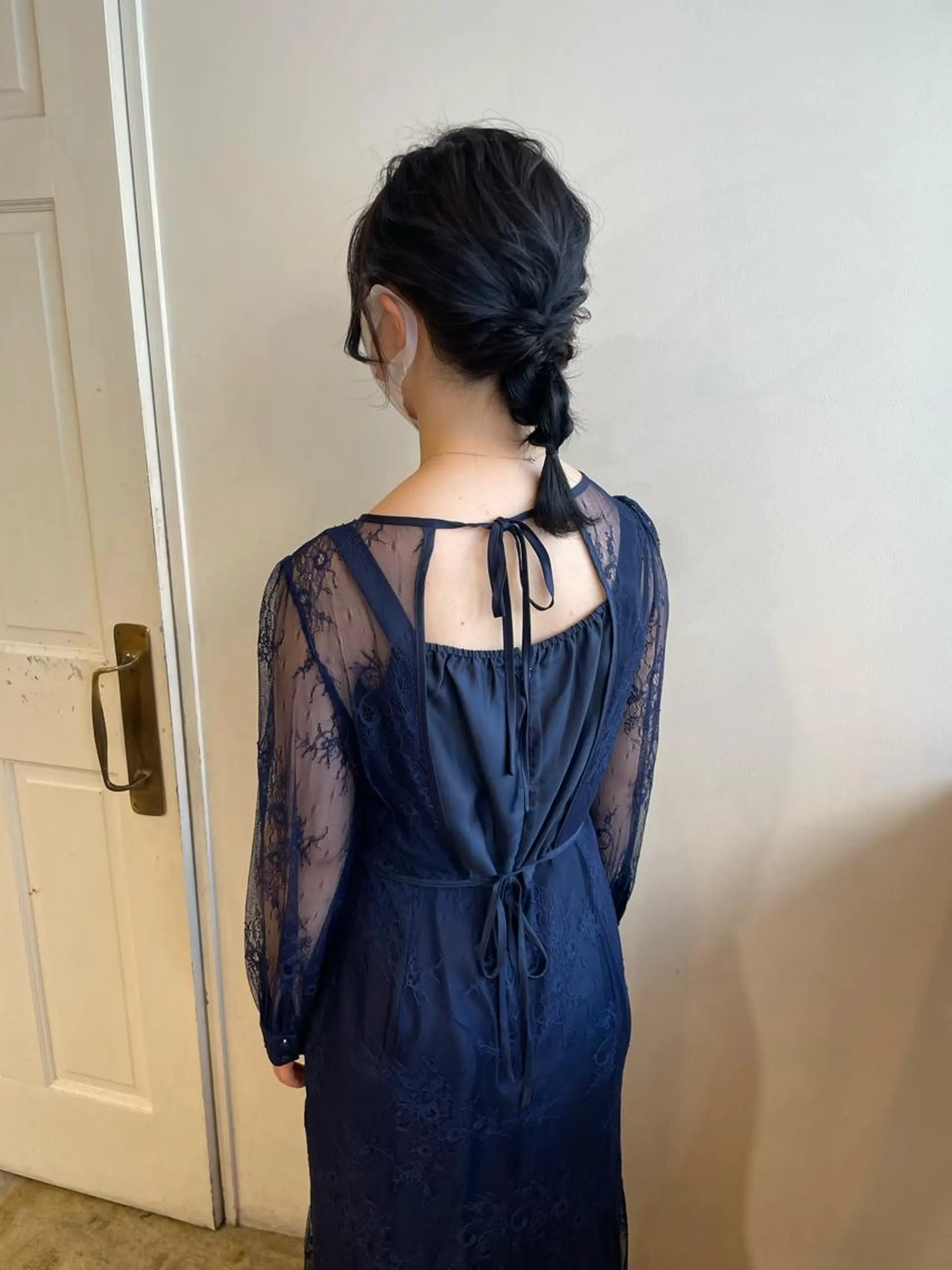 ミディアム ヘアアレンジ ヘアセット MIOベージュカラー 柔らかいカラーのヘアスタイル