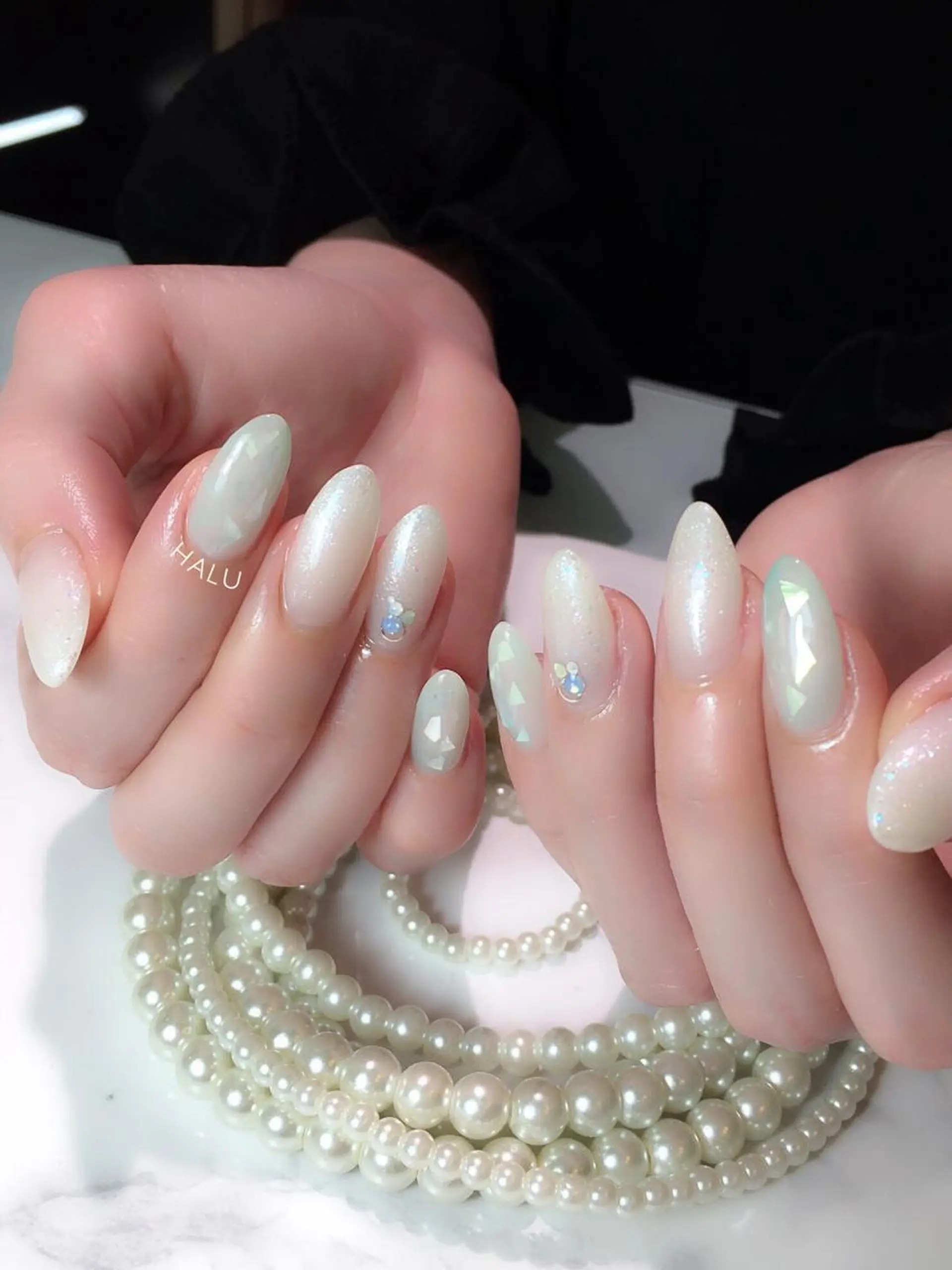 ネイル キラキラネイル ニュアンスネイル ピンク HALU ハルのネイルデザイン