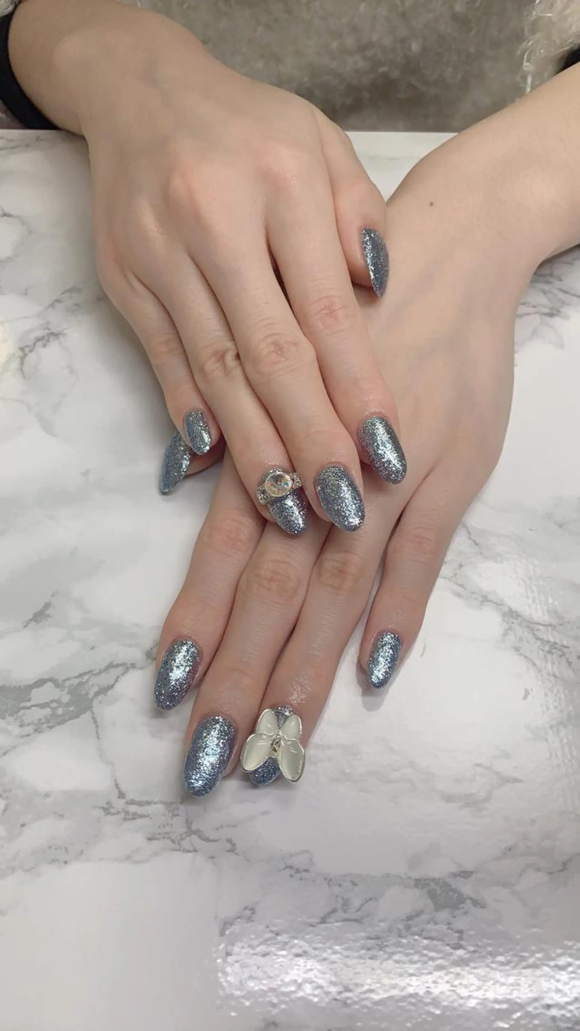 ネイル はな💎ネイル ワンホン、長さ出しのネイルデザイン