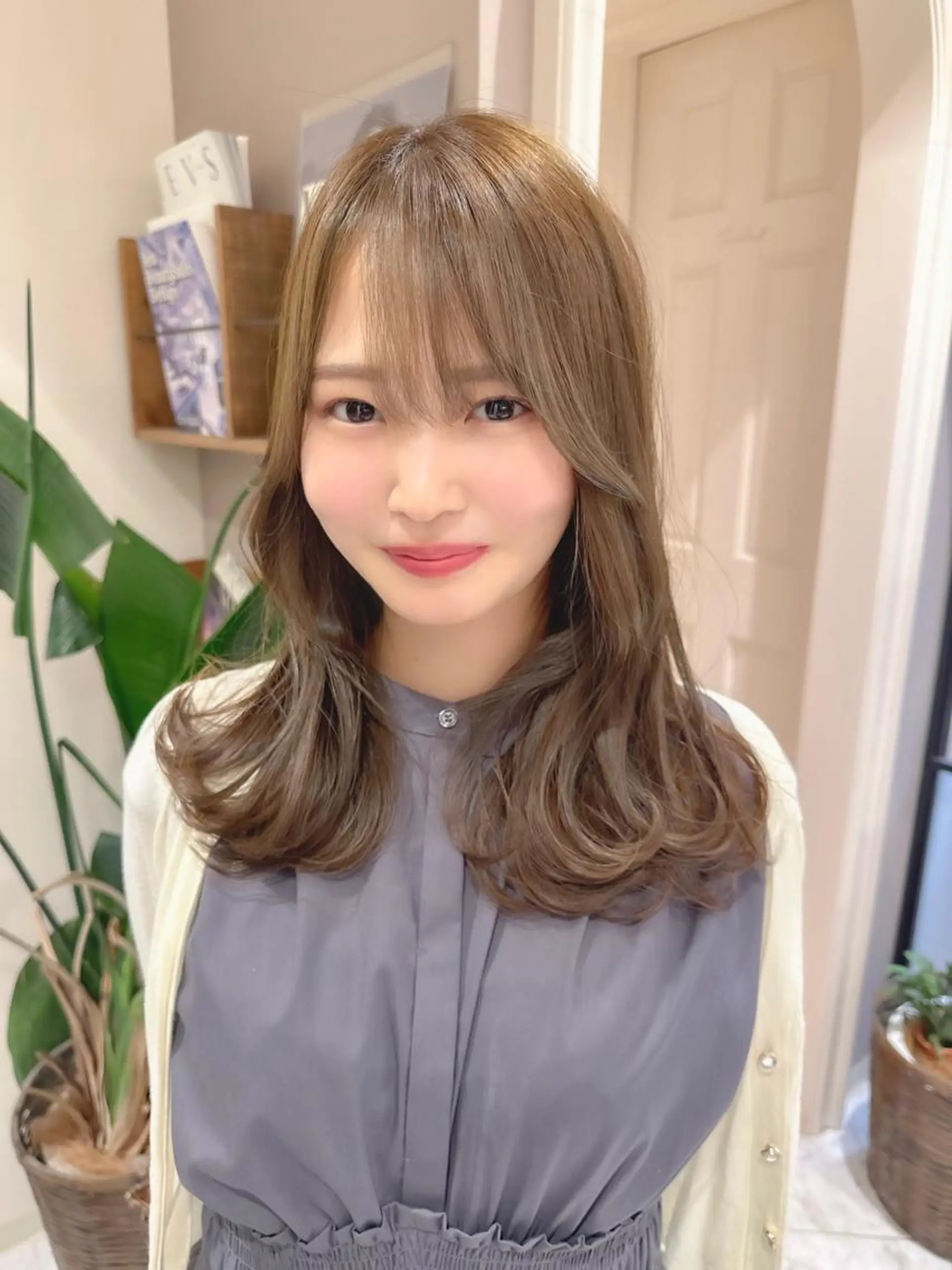 ミディアム カット ヘアカラー トリートメント ボブ韓国風レイヤー 錦糸町/畠中ケントのヘアスタイル