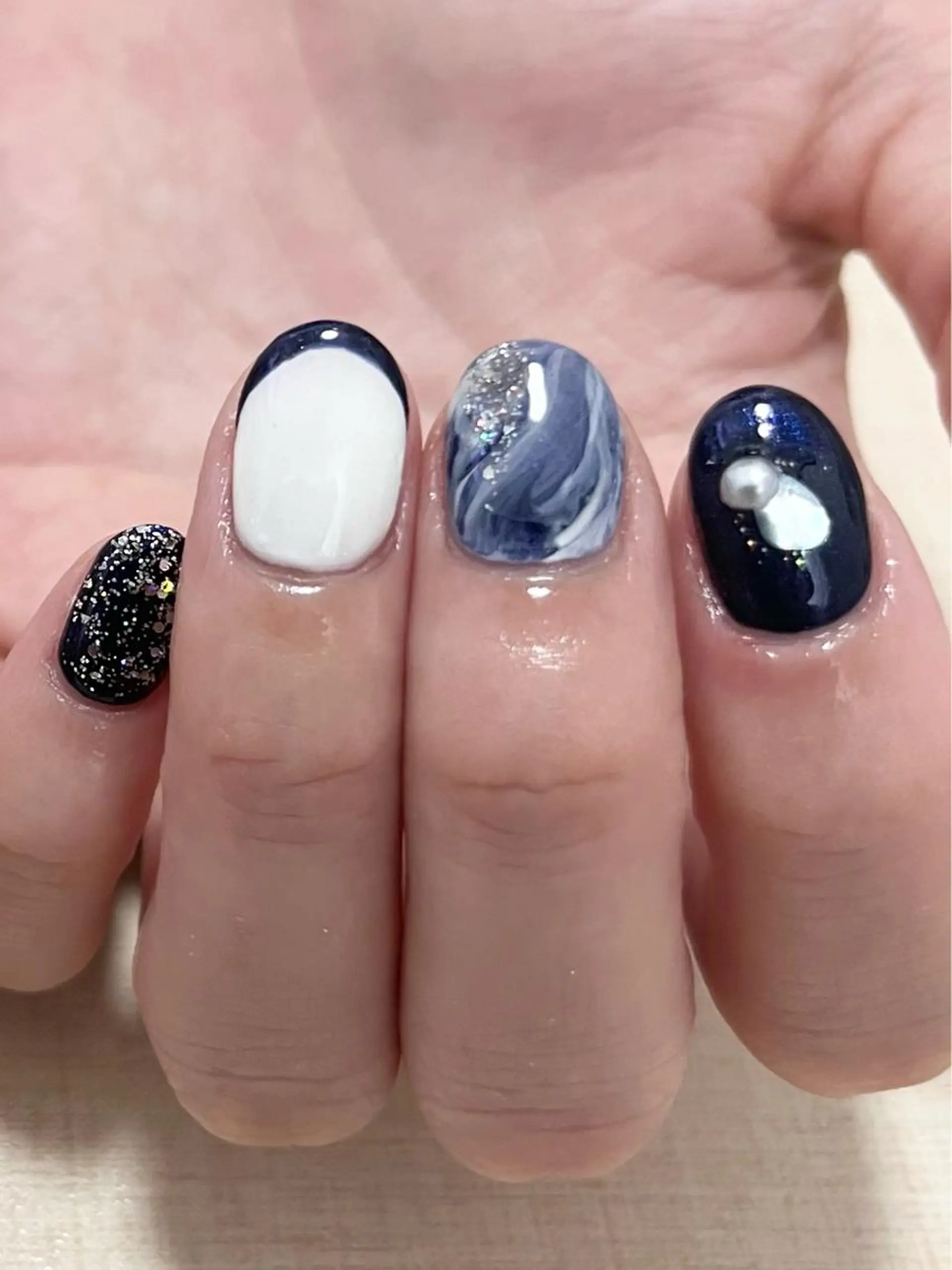 ネイル ニュアンスネイル わたなべ さやかのネイルデザイン