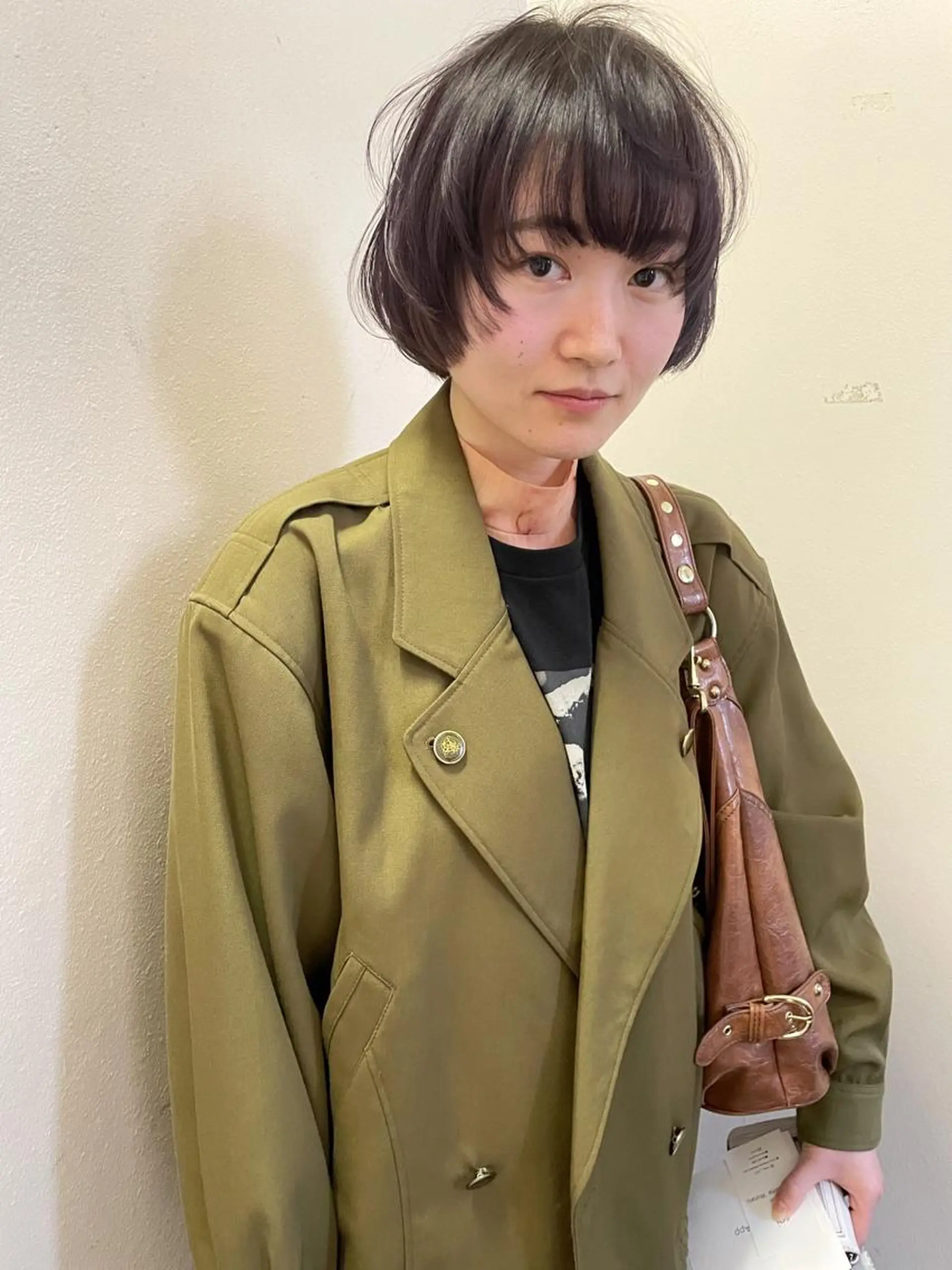 ショート カラー ヘアアレンジ ボブレイヤー ダークシルバー シルバー ボブ レイヤーカット カット ヘアカラー トリートメント 丸山渉/パーマ エフェクトブリーチのヘアスタイル