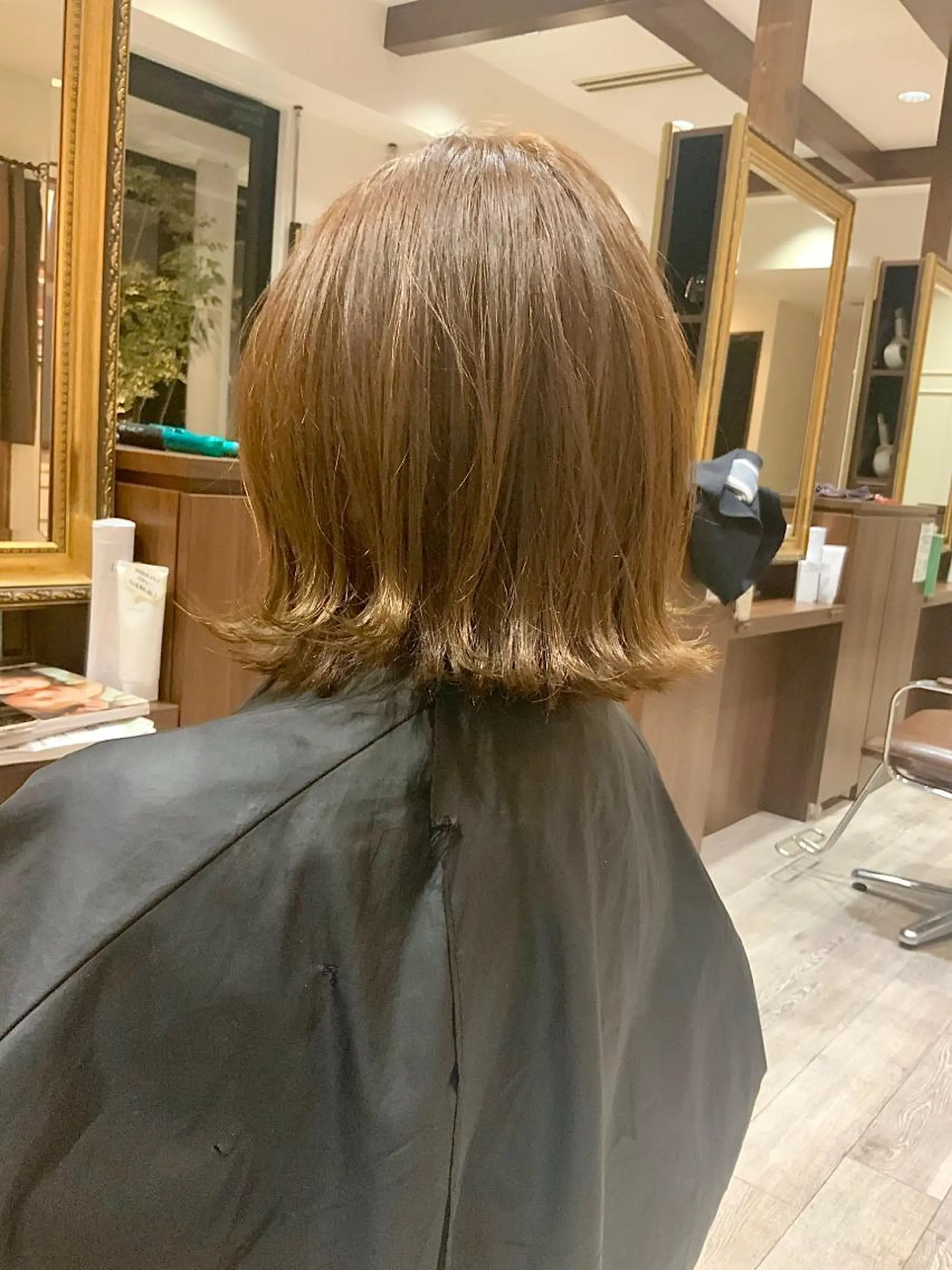 ミディアム カラー 🌿ストレート🌿 髪質改善☘️シュウヤのヘアスタイル