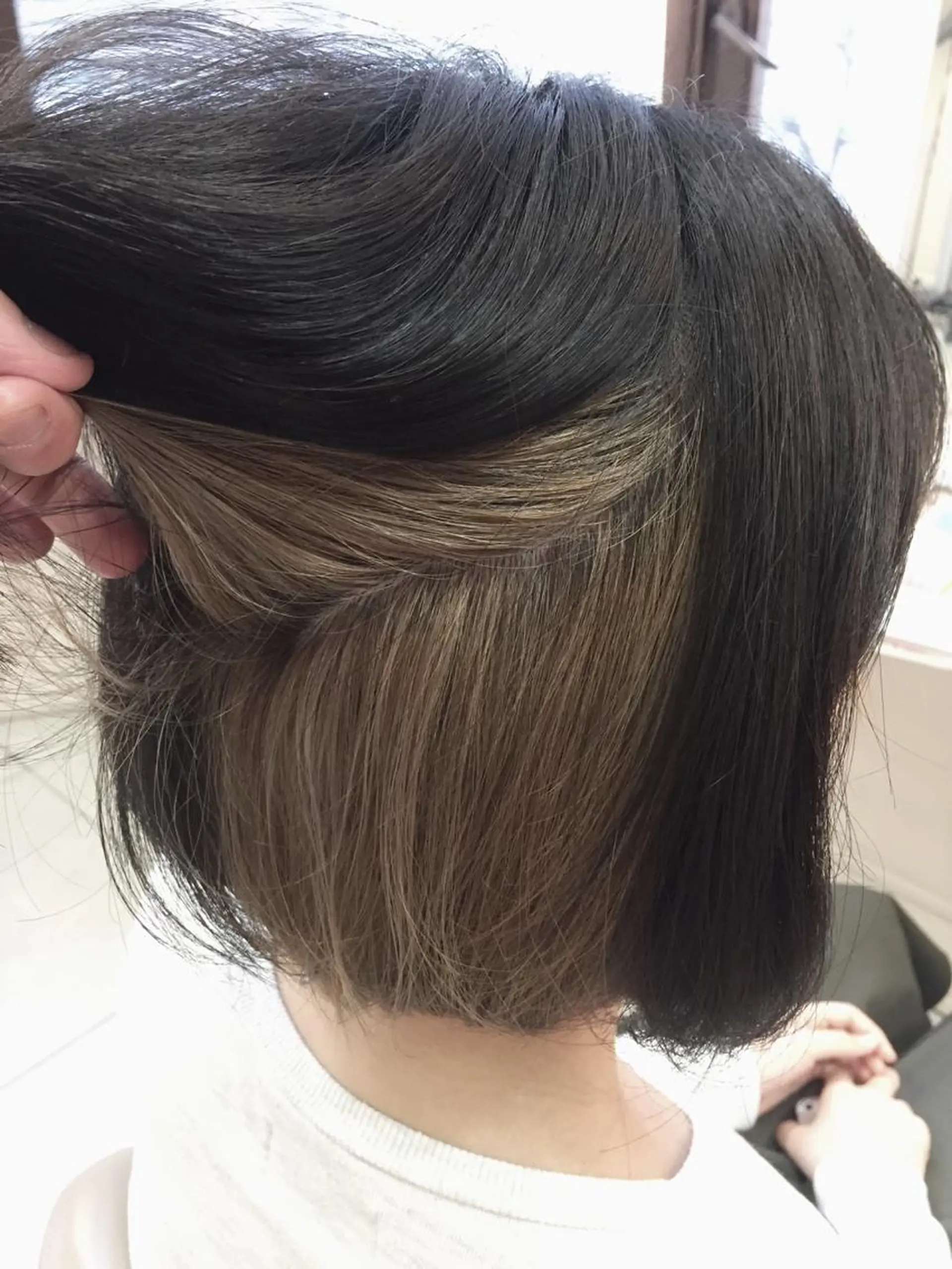 ショート カラー 吉岡 三四朗のヘアスタイル