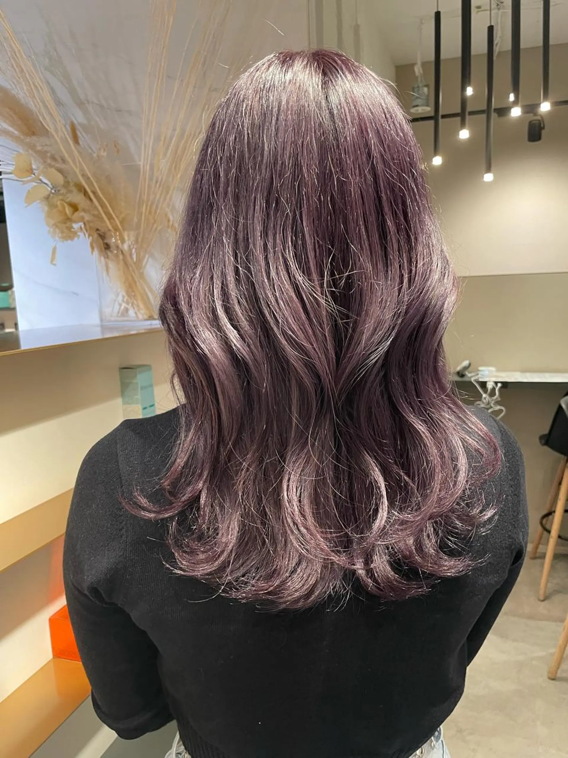 セミロング カラー ラベンダーカラー シルバー ヘアカラー メンズ特化⚜️ 藤原あずさのヘアスタイル
