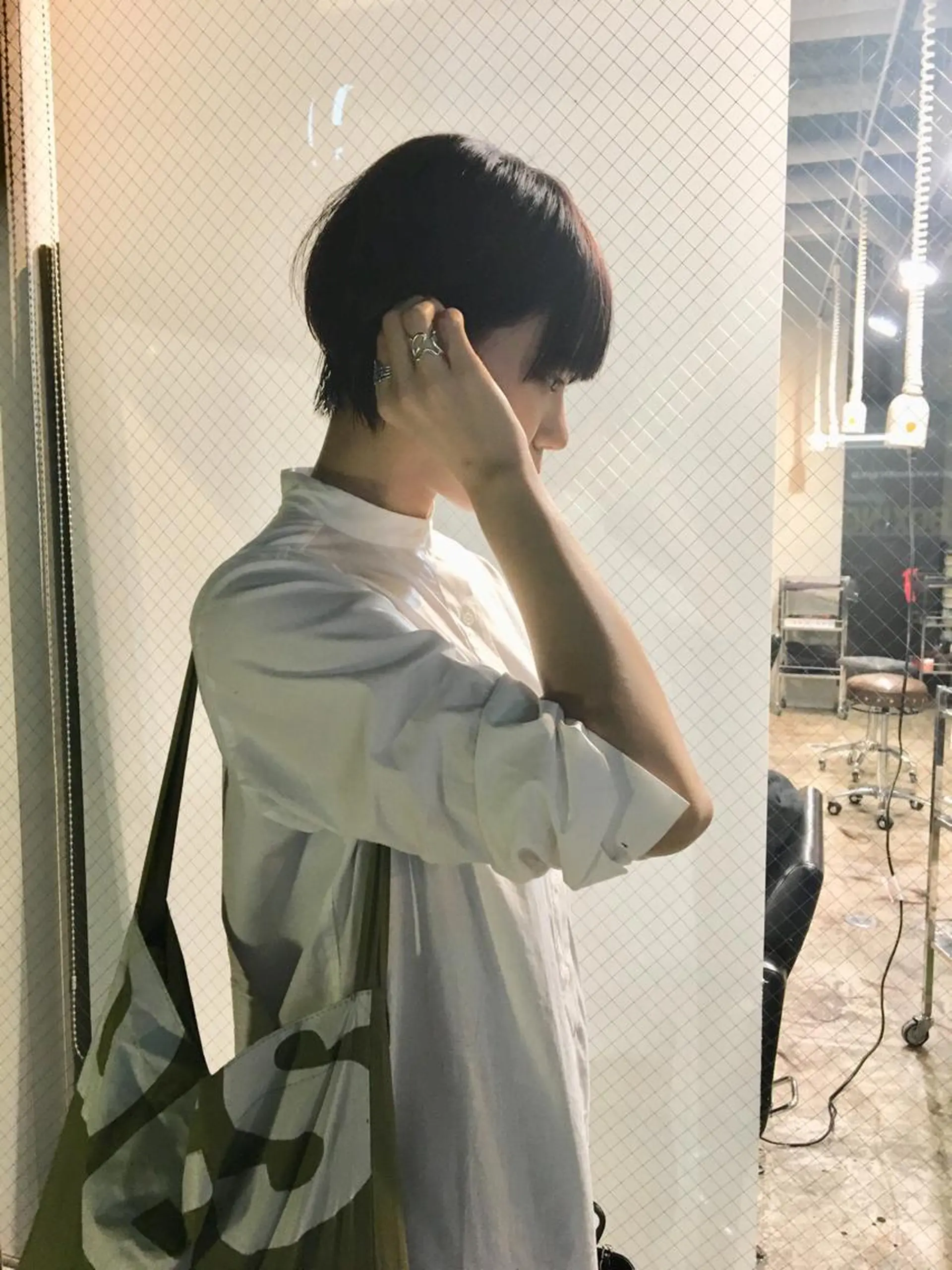 ショート カラー ショートヘア 永田〈店長#レイヤー #ウルフ#ハイトーンのヘアスタイル