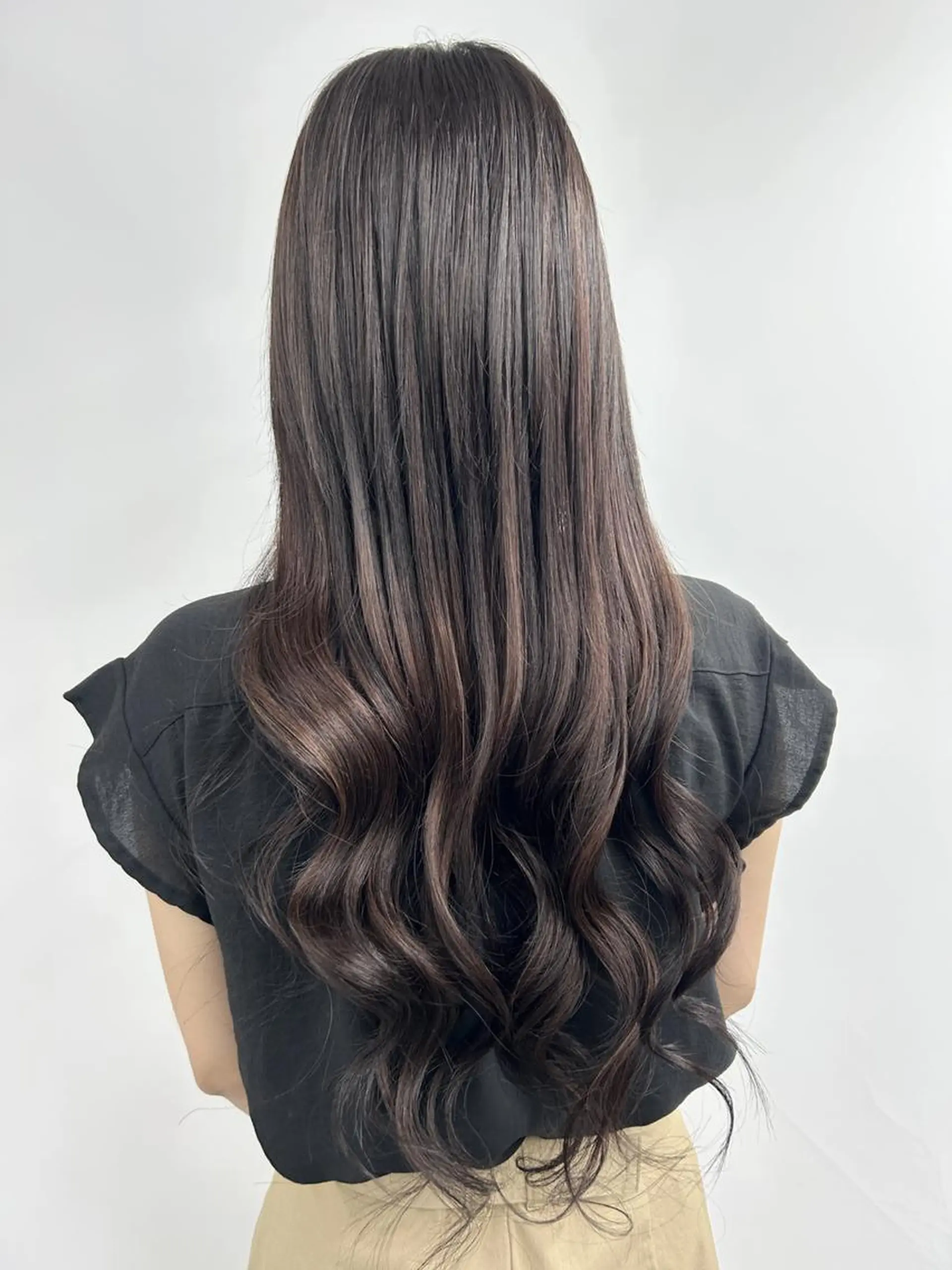 ロング カラー シールエクステ バレイヤージュ ハイライトカラー ハイトーンカラー エクステ カット ヘアカラー トリートメント エクステ alpha. カラーエクステ下妻のヘアスタイル