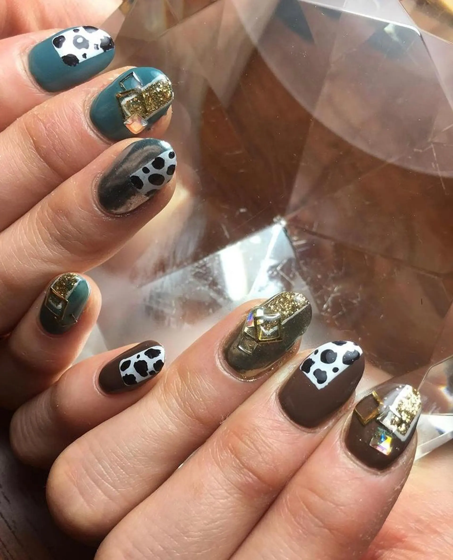 ネイル nailALBA 安蒜良彰のネイルデザイン