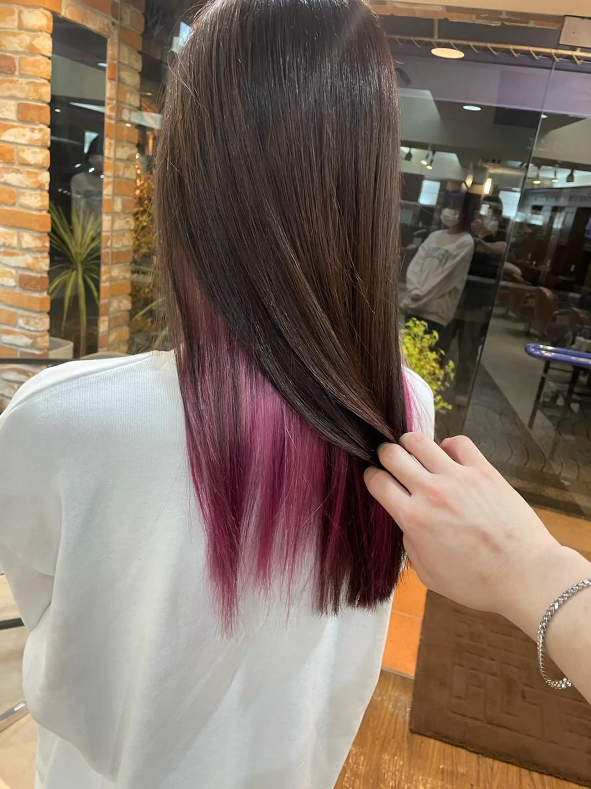 セミロング ヘアカラー League サトウナツのヘアスタイル