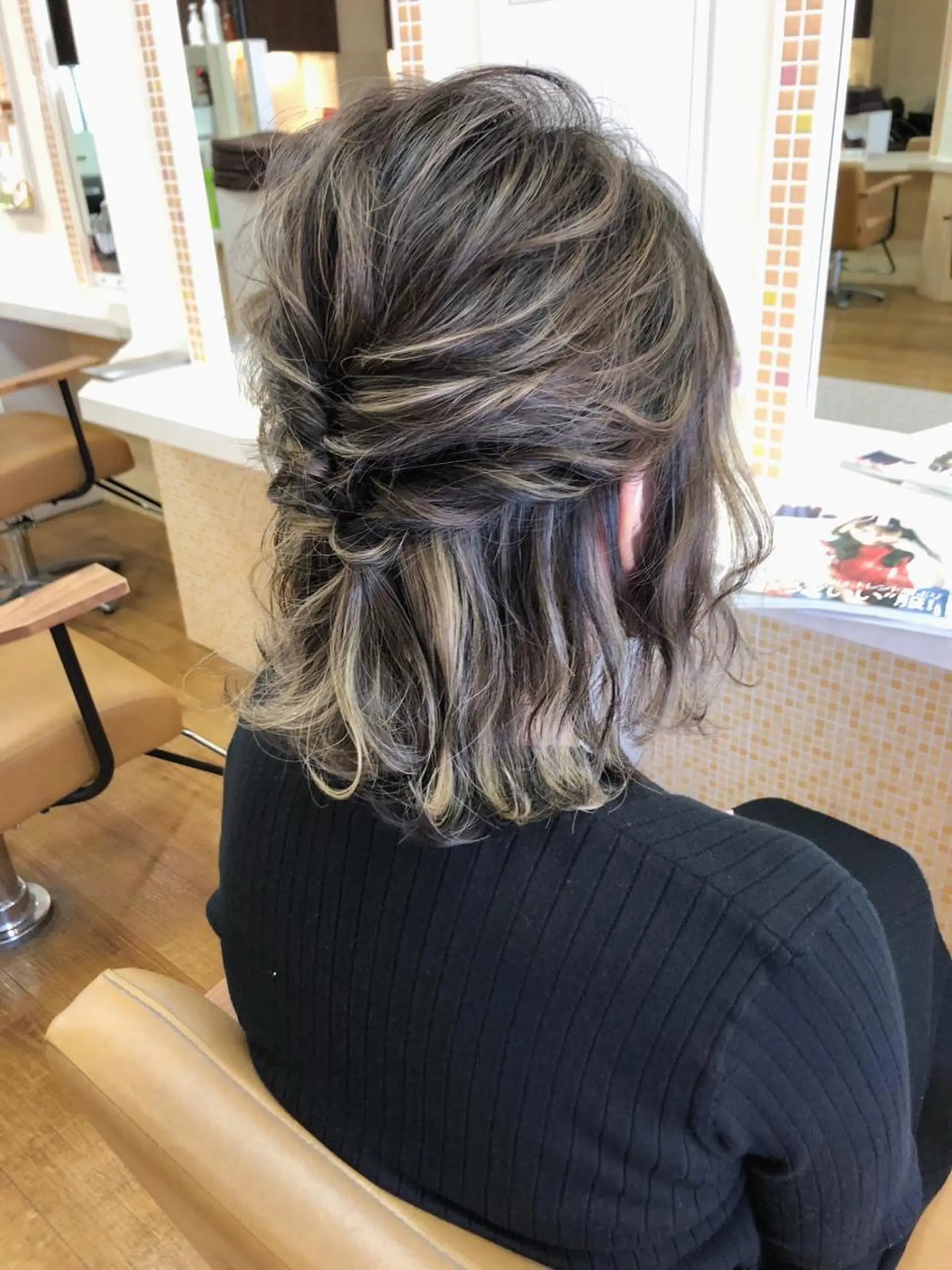 ショート ハイライト 可児 令路のヘアスタイル