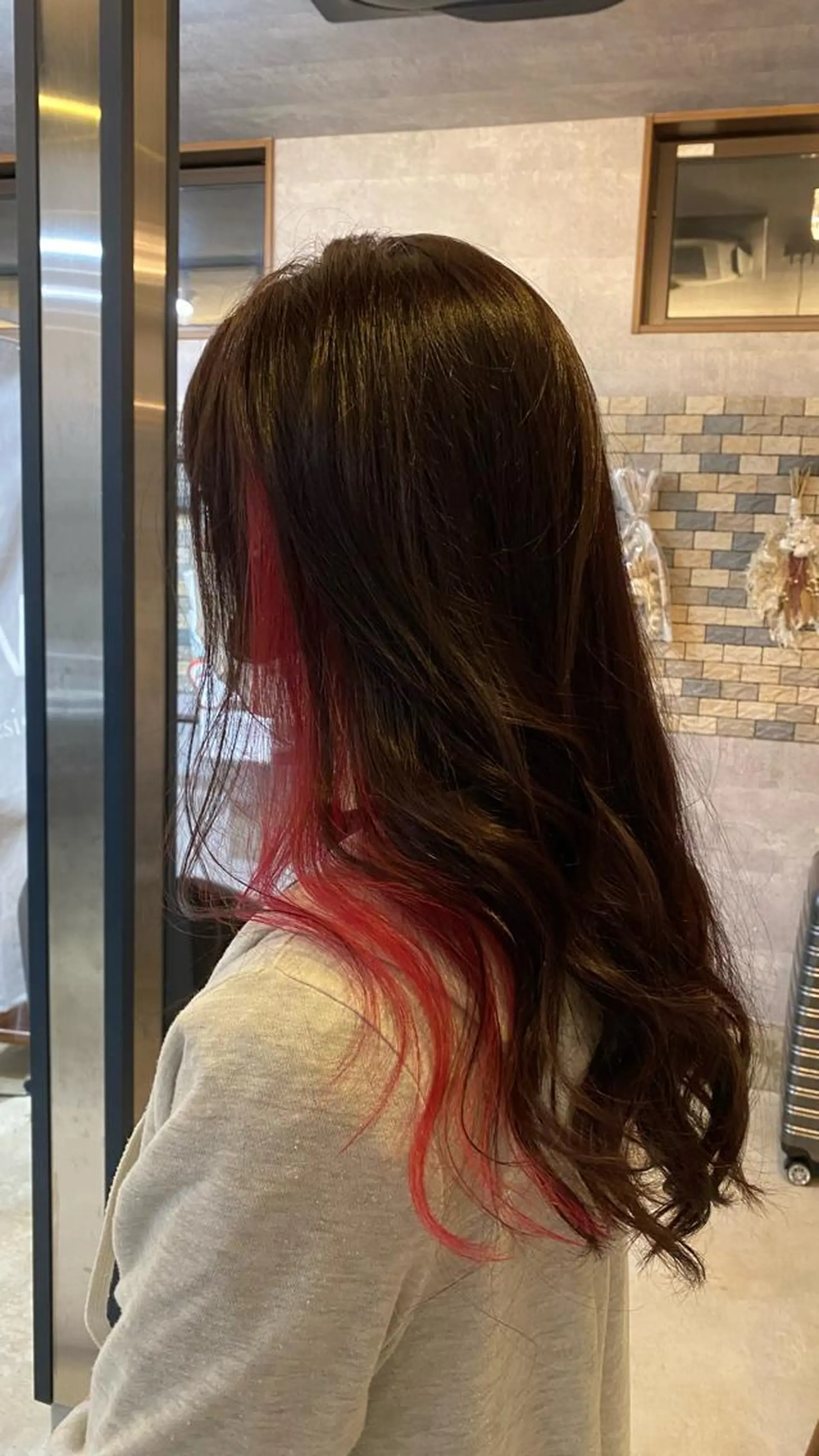 ロング カラー イヤリングカラー ヘアカラー 浅野  勇貴のヘアスタイル
