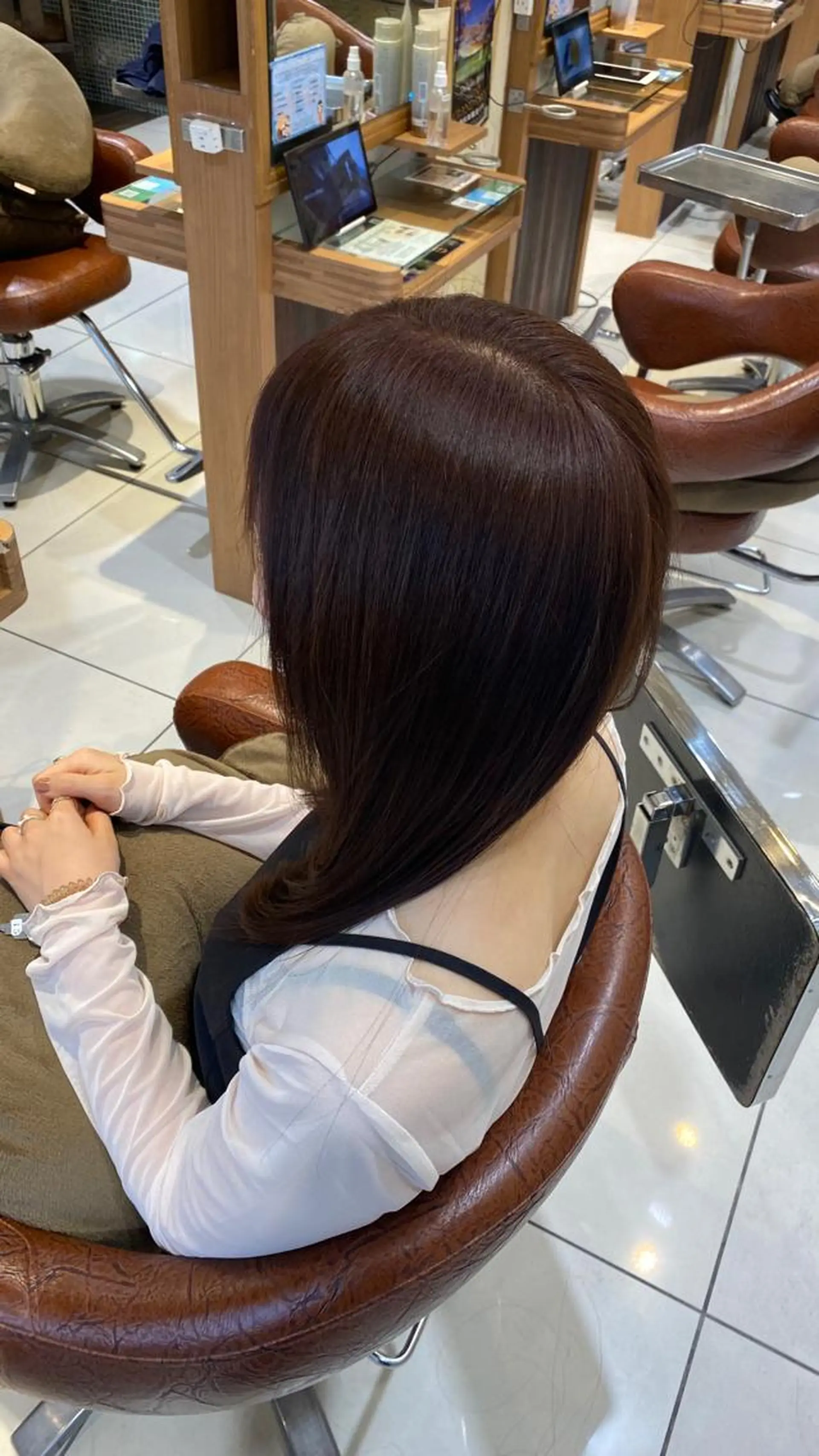 ミディアム カラー シャドウパーマ 石見のヘアスタイル