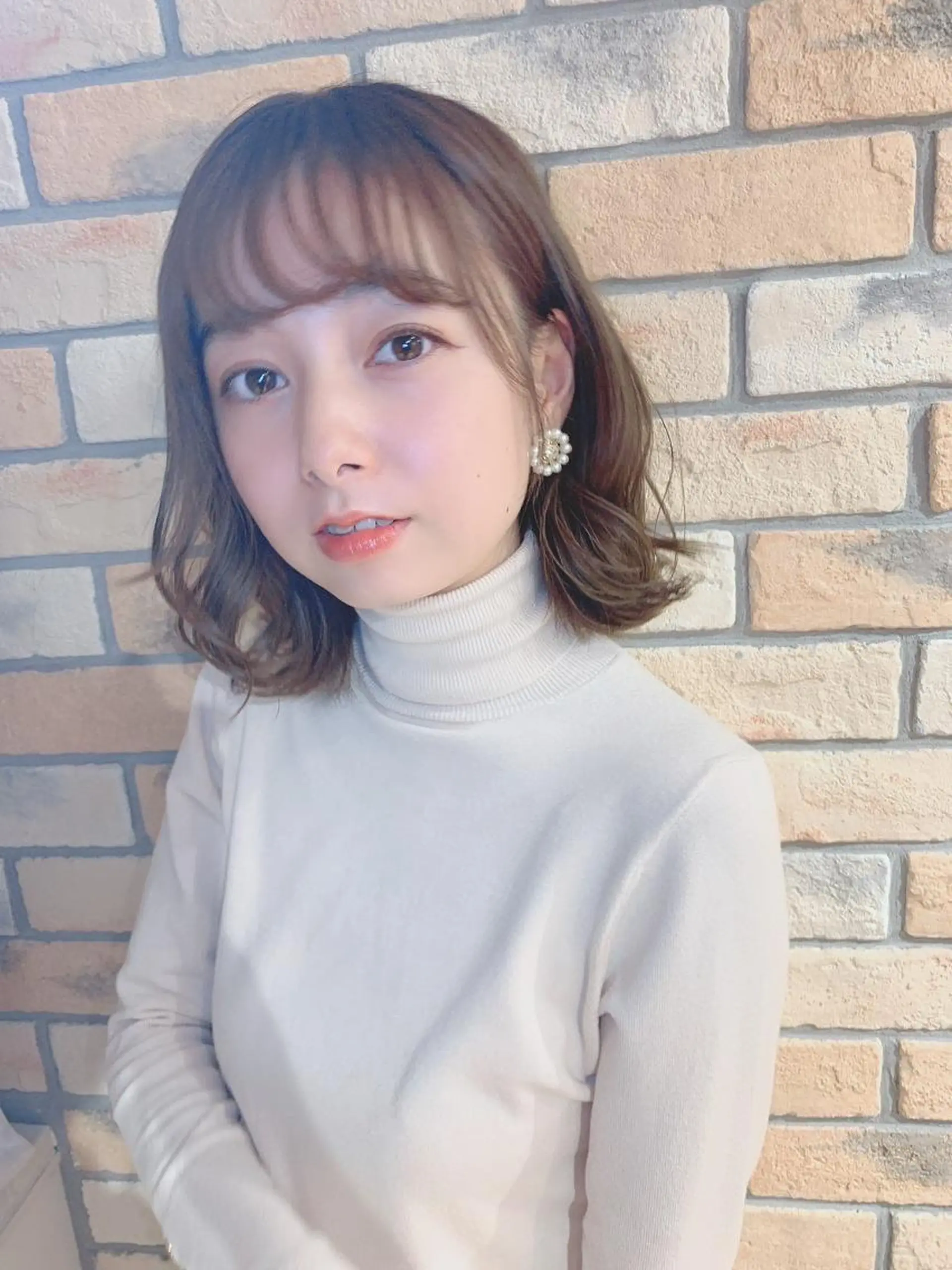 セミロング アッシュ エギョモリ フレンチガーリー 髪質改善 オン眉 公式 Ease by amble luxeのヘアスタイル