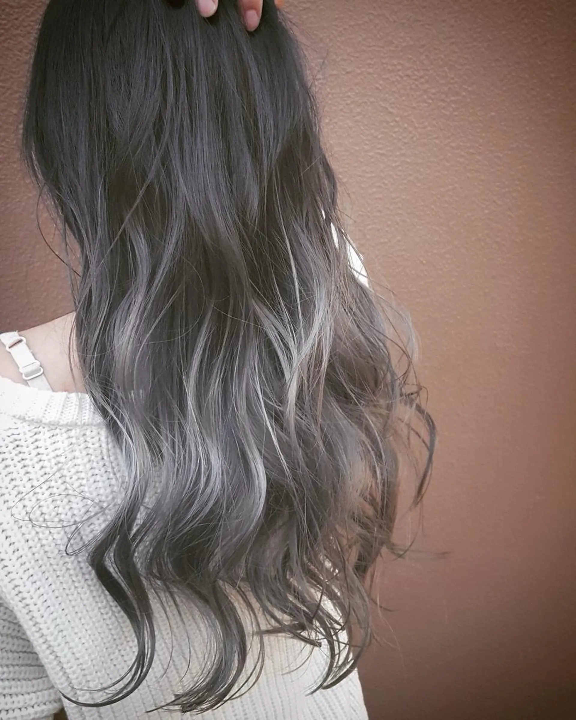 ロング カラー ヘアアレンジ アッシュ TAKA 髪質改善のヘアスタイル