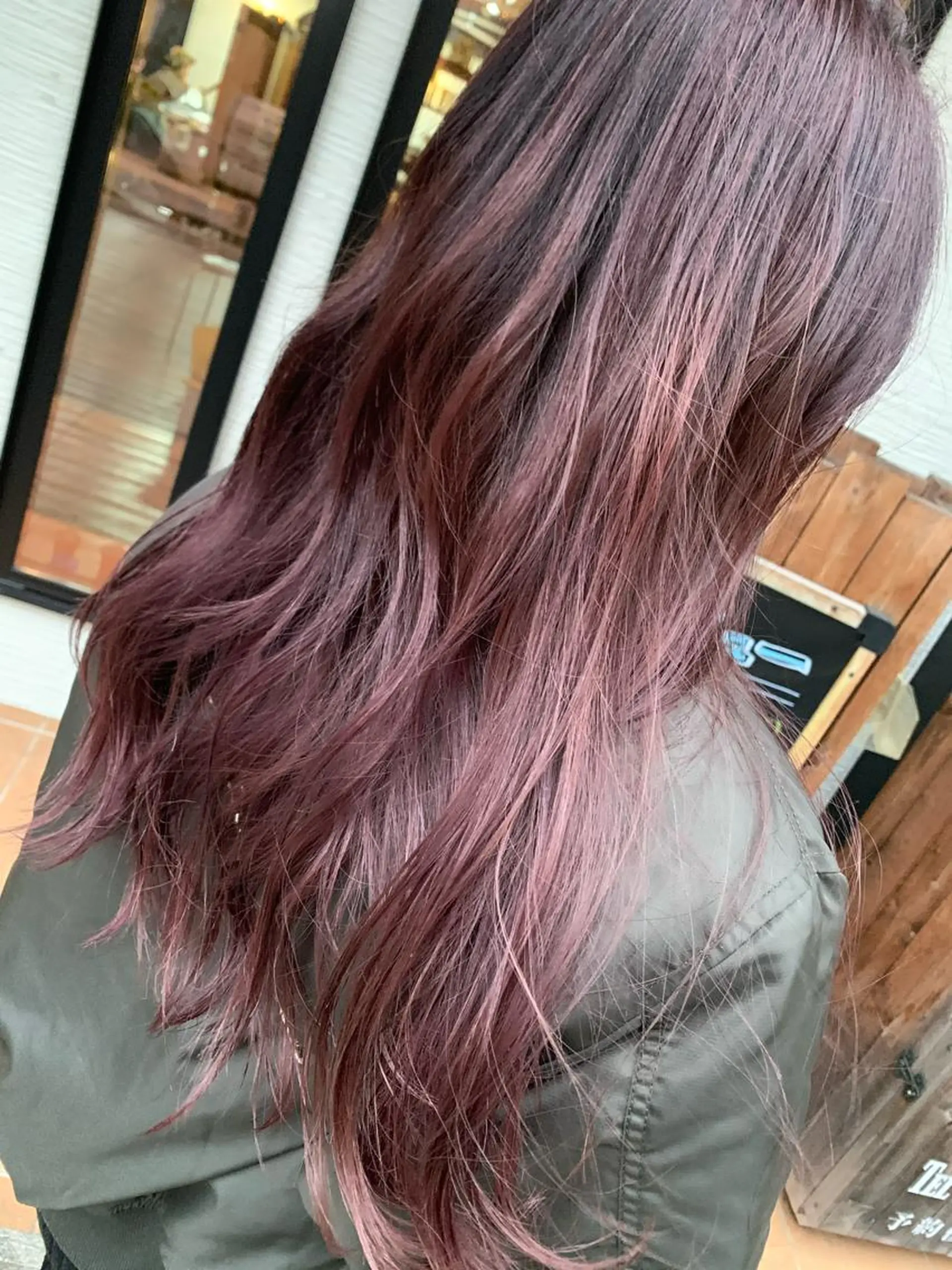 ロング カラー ラベンダーカラー ラベンダーピンク ピンクカラー yoshi (高橋福博)のヘアスタイル