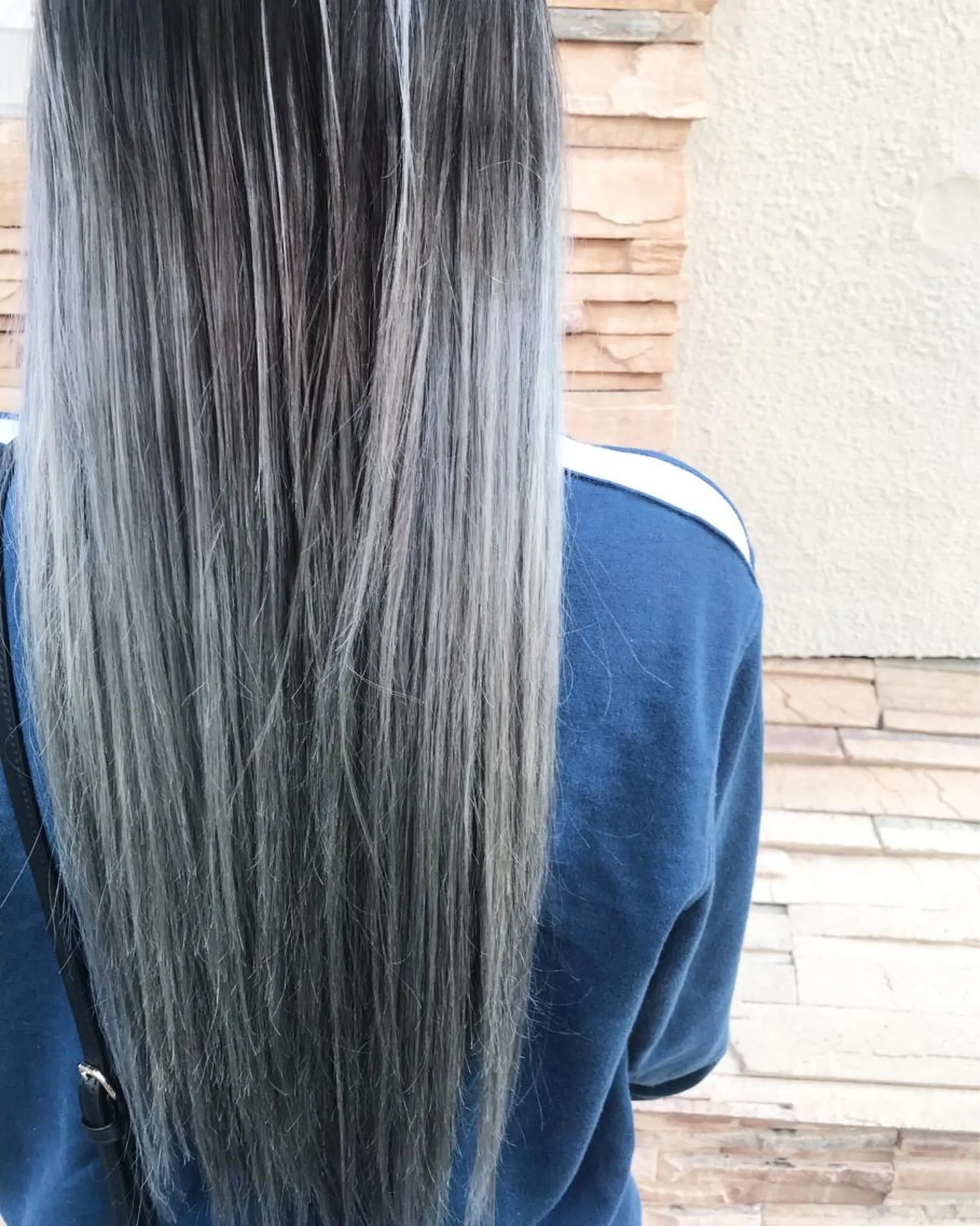 ロング カラー ブリーチ カット ヘアカラー grow恵比寿【グロウ】髪質改善/ハイライト/ブリーチ/レイヤーカット所属・奥野 貴史　代表　レイヤーのヘアスタイル