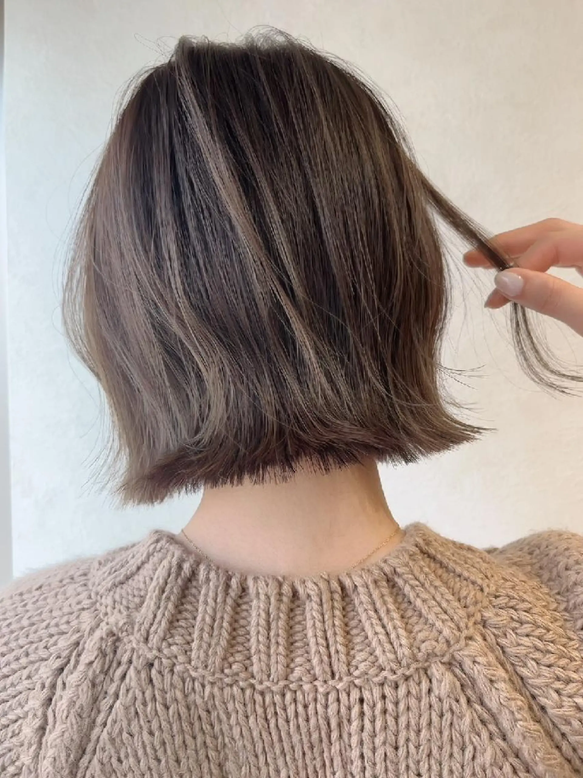 ショート ロンド　ウル所属・レイヤー/縮毛矯正⭐ 特化美容師のヘアスタイル