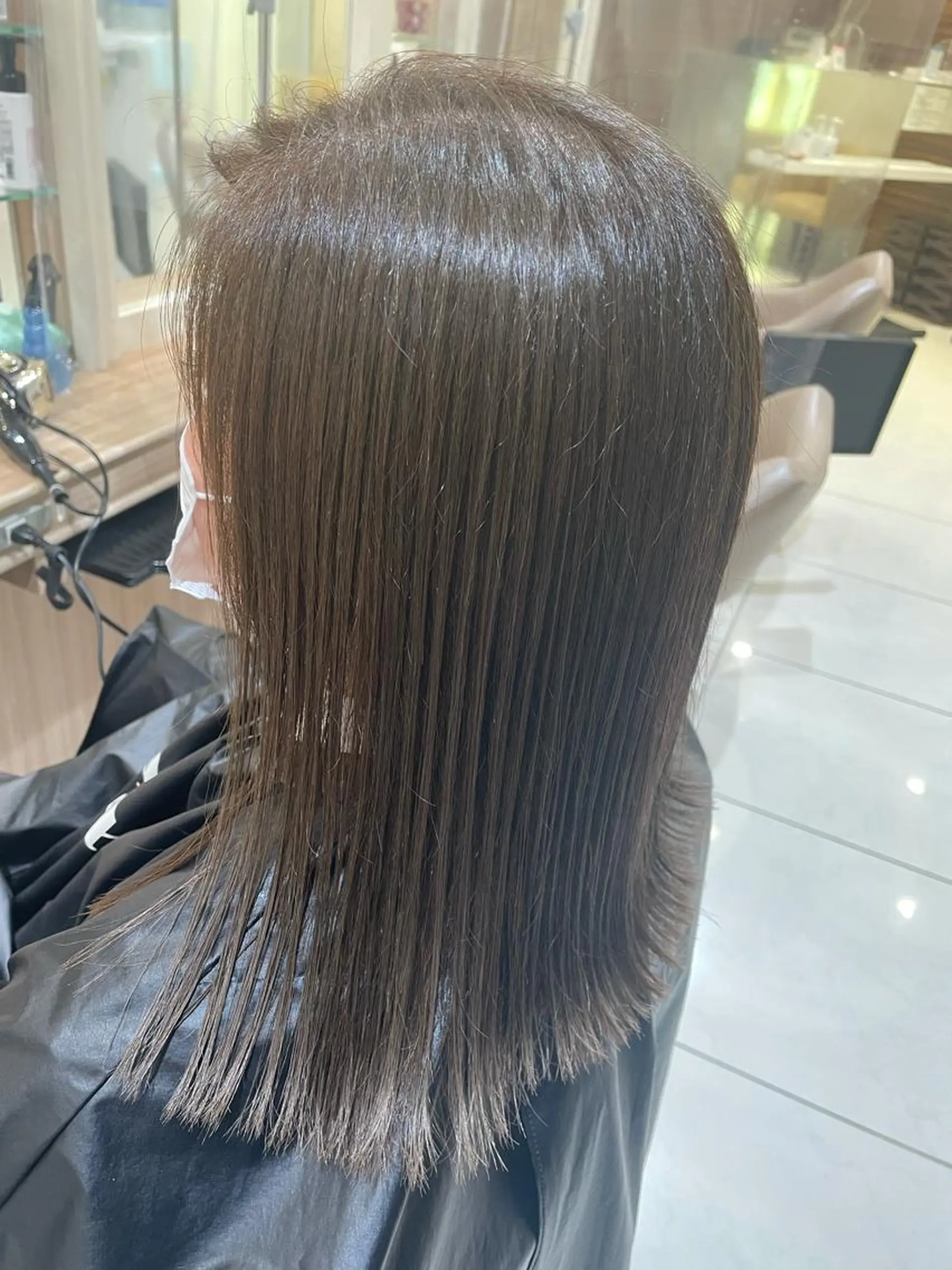ミディアム カラー 透明感カラー グレージュ イルミナカラー CUT  STUDIO 141所属・渡部 恭子のヘアスタイル