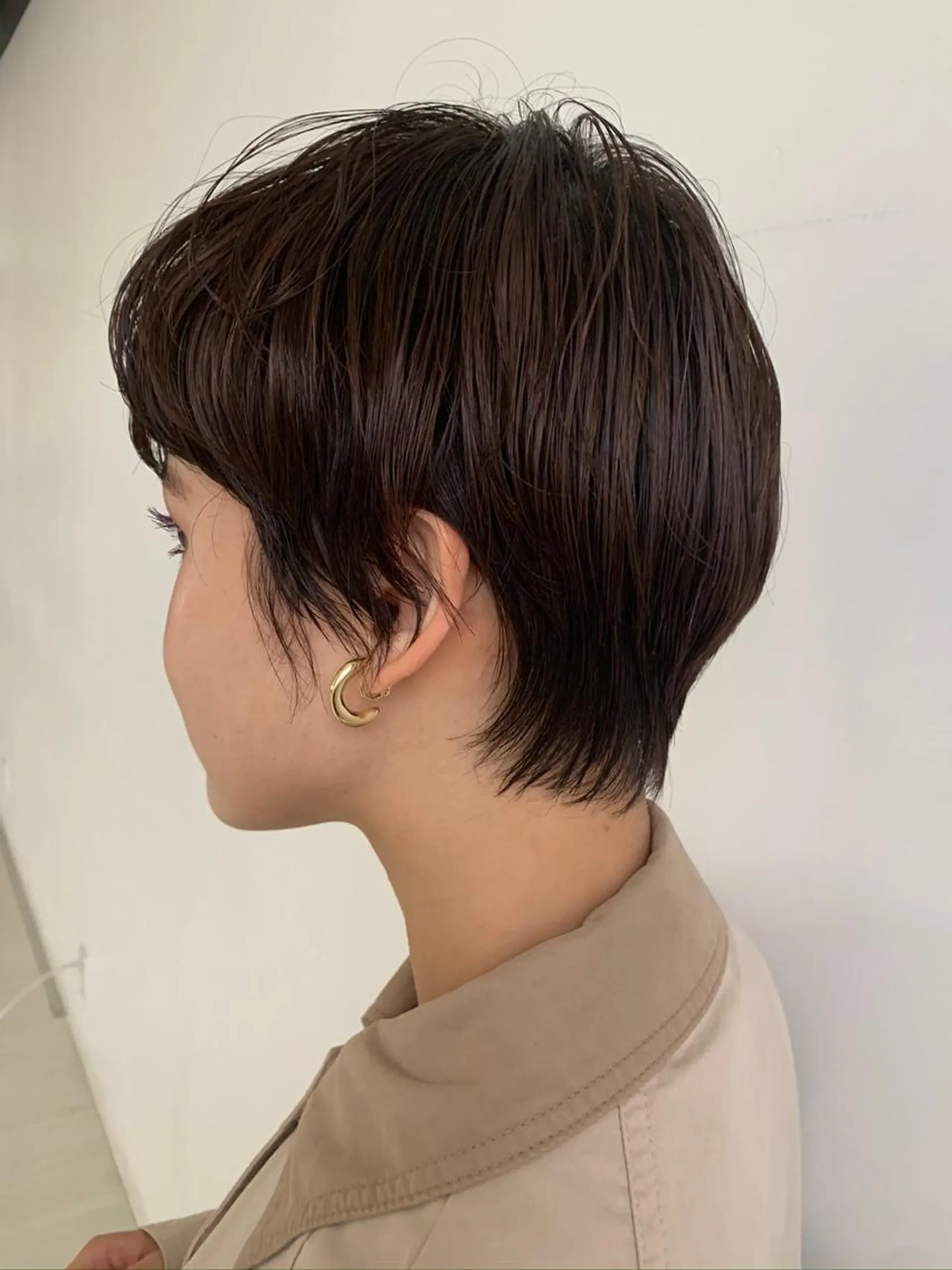 ショート アッシュ ボブ ハイライト レイヤーカット シースルーバング 透明感／髪質改善 遠藤良祈のヘアスタイル
