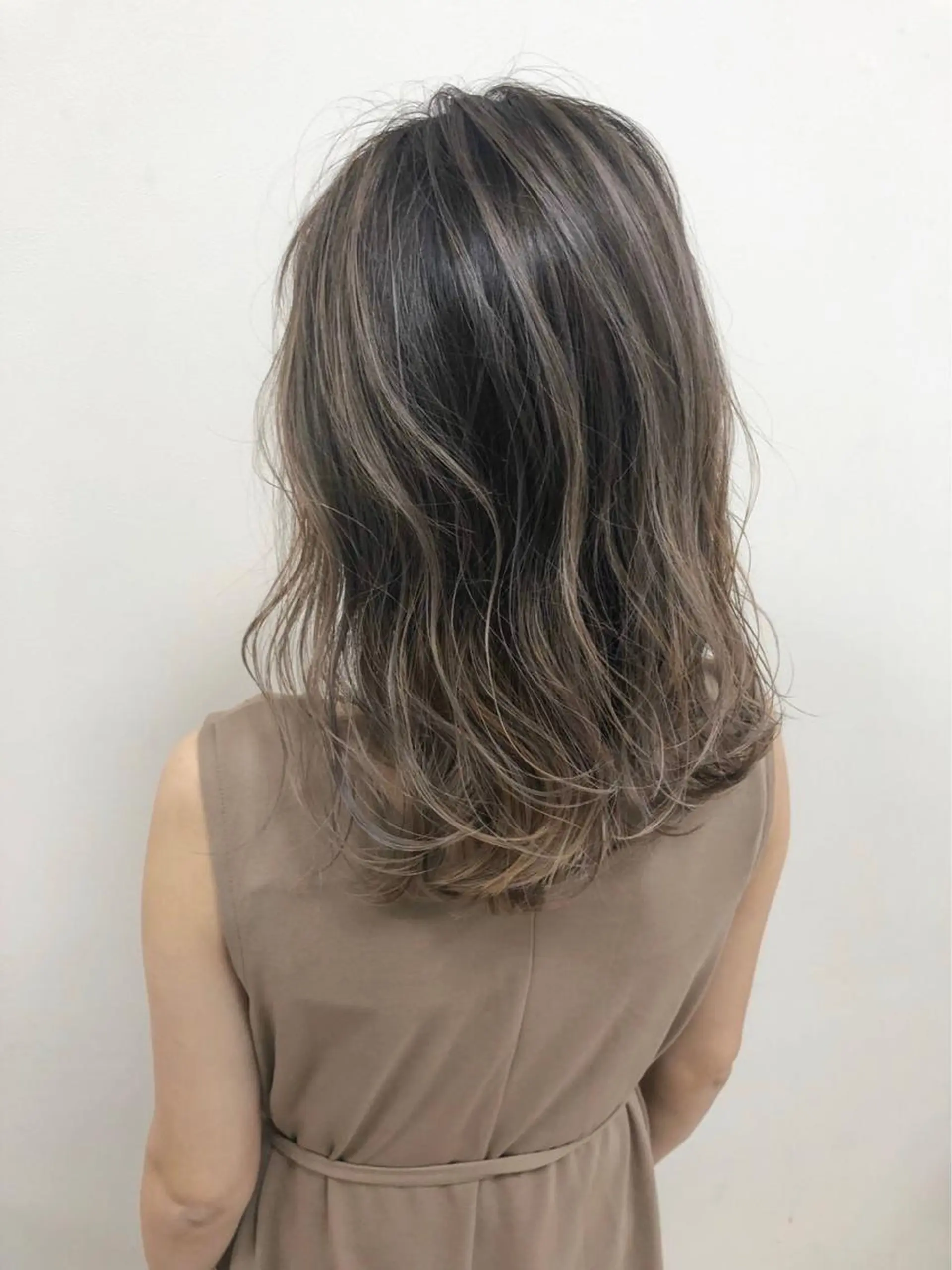 ロング カラー カット ヘアカラー トリートメント Lien 深井店のヘアスタイル