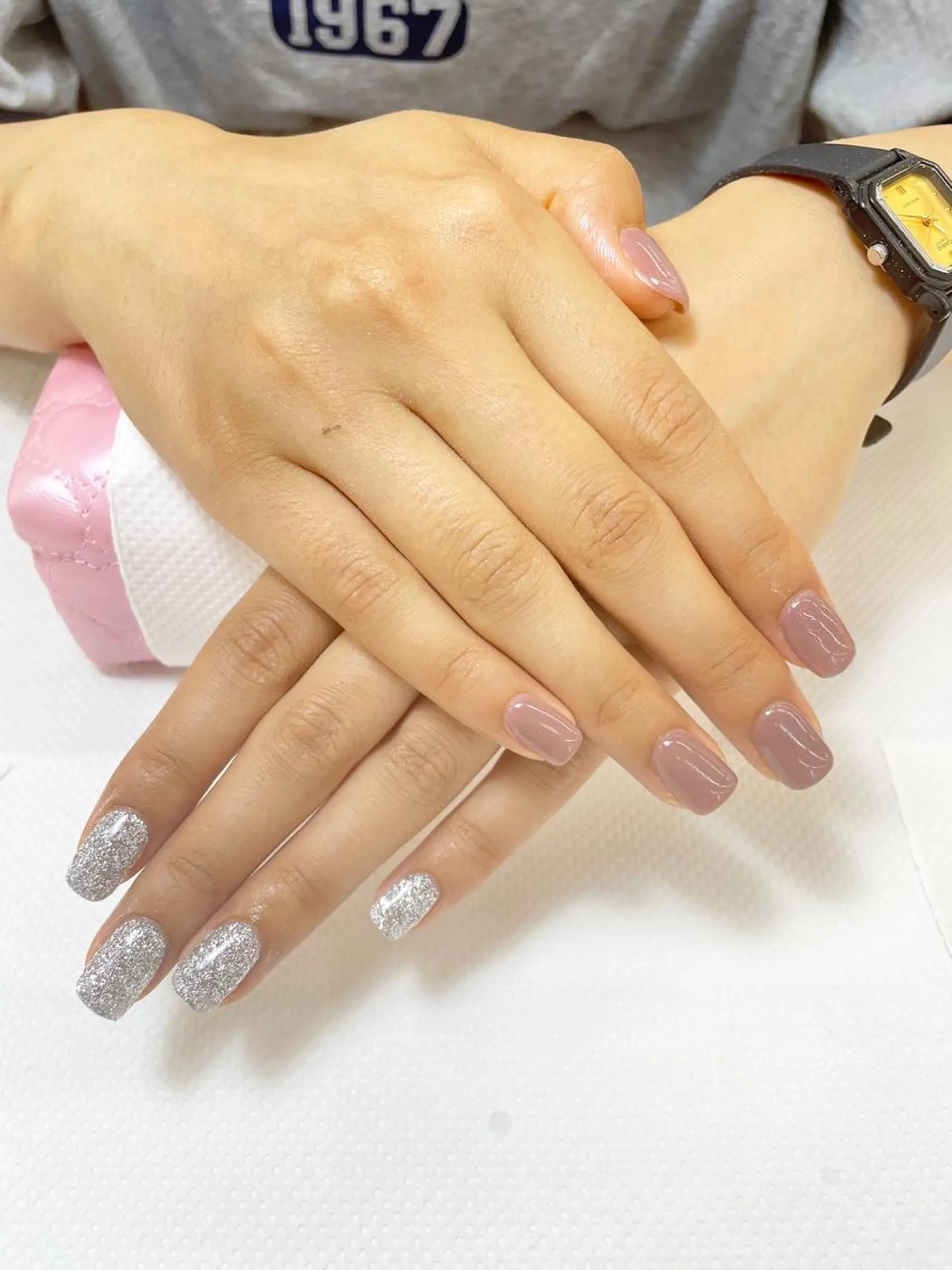 ネイル ジェルネイル グラデーション ラメ(グリッター) ワンカラーネイル ハンドネイル ᴷᴬᵀᴬᴳᴵᴿᴵ🧸 【MAXKELLY】のネイルデザイン