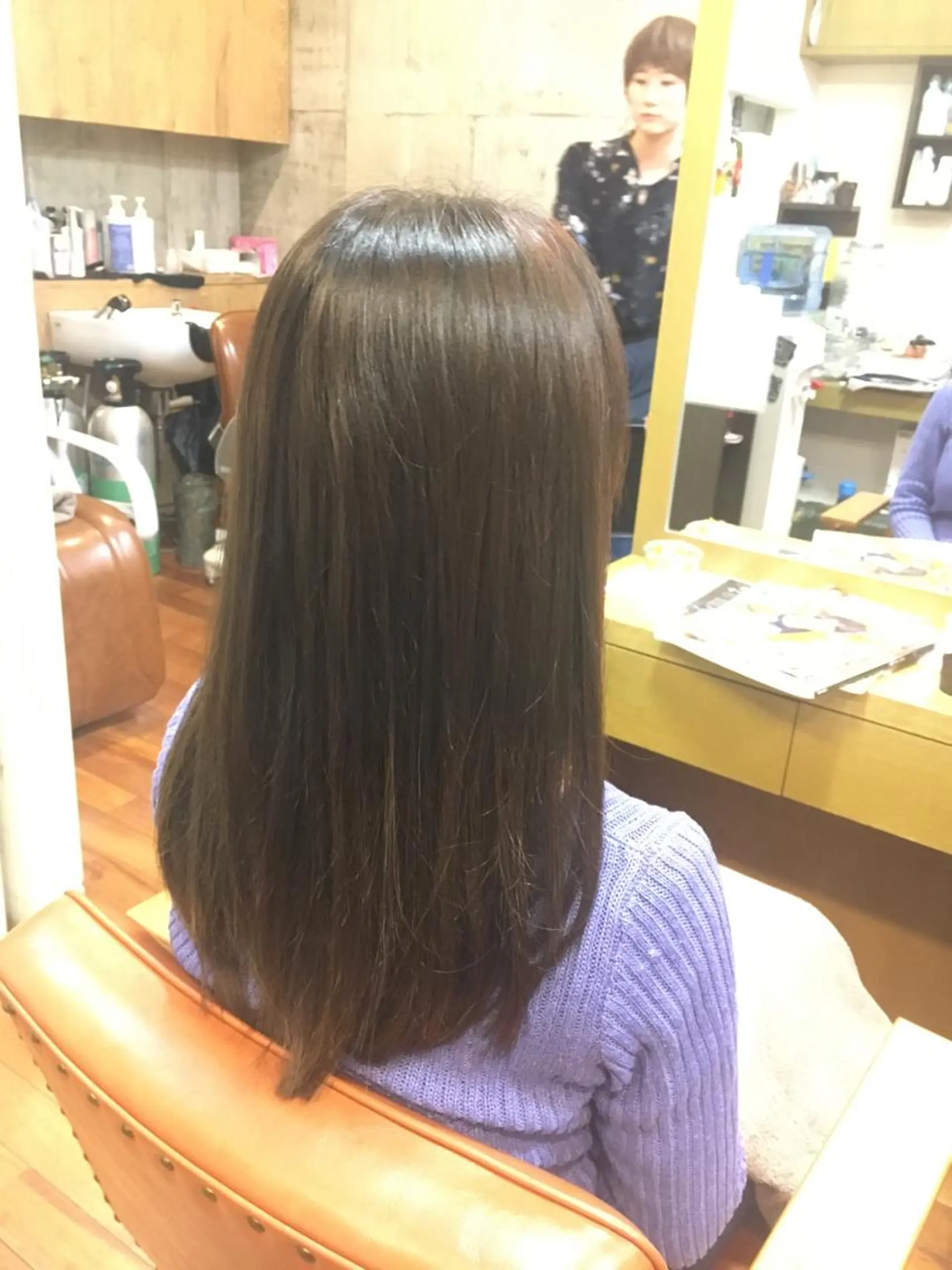 ロング カラー イルミナカラー カット ヘアカラー トリートメント ツイストスパイラル 波巻き🩵片平和香奈のヘアスタイル