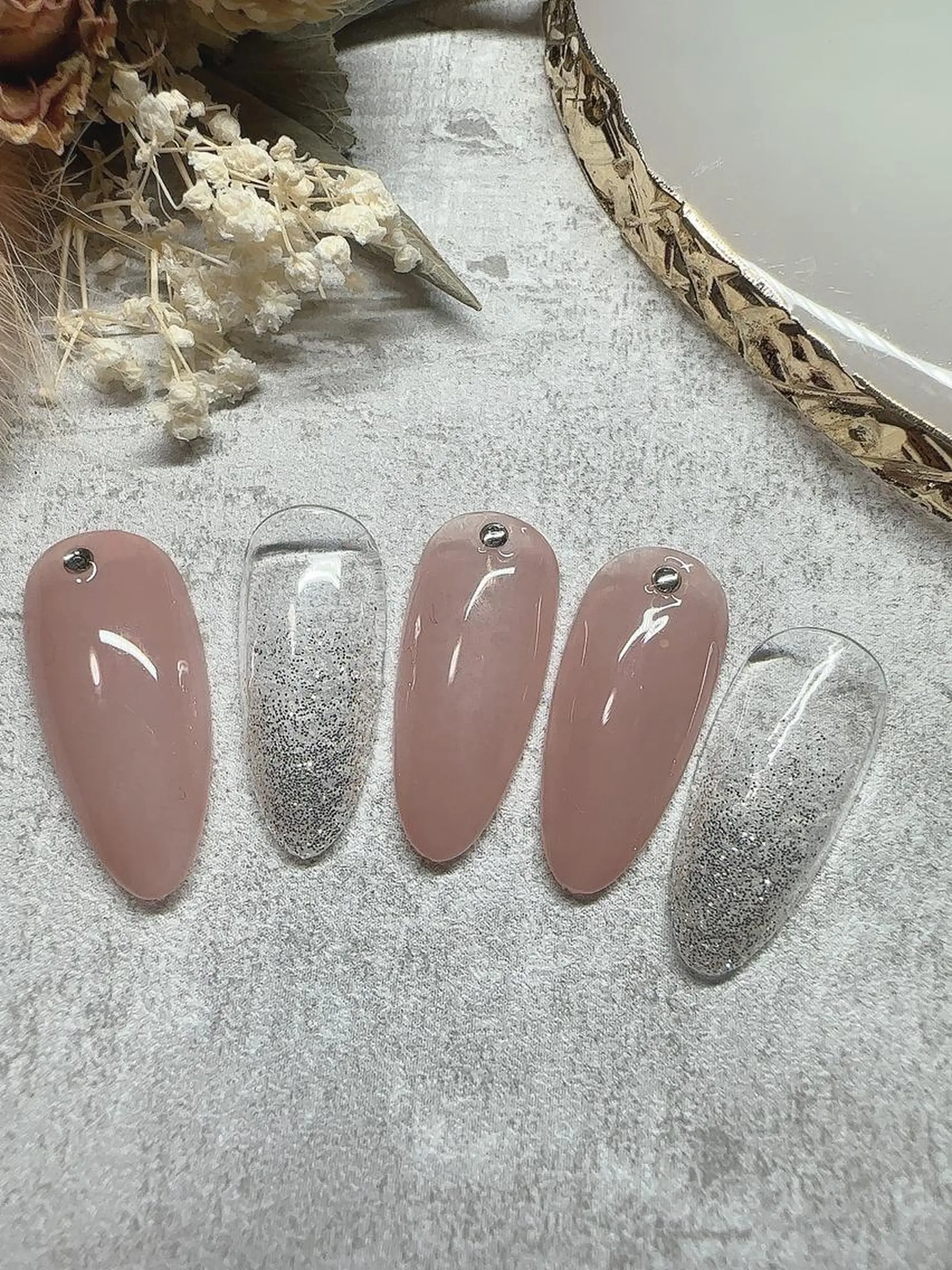 ネイル ハンドネイル ハンドケア AKI ♥︎のネイルデザイン