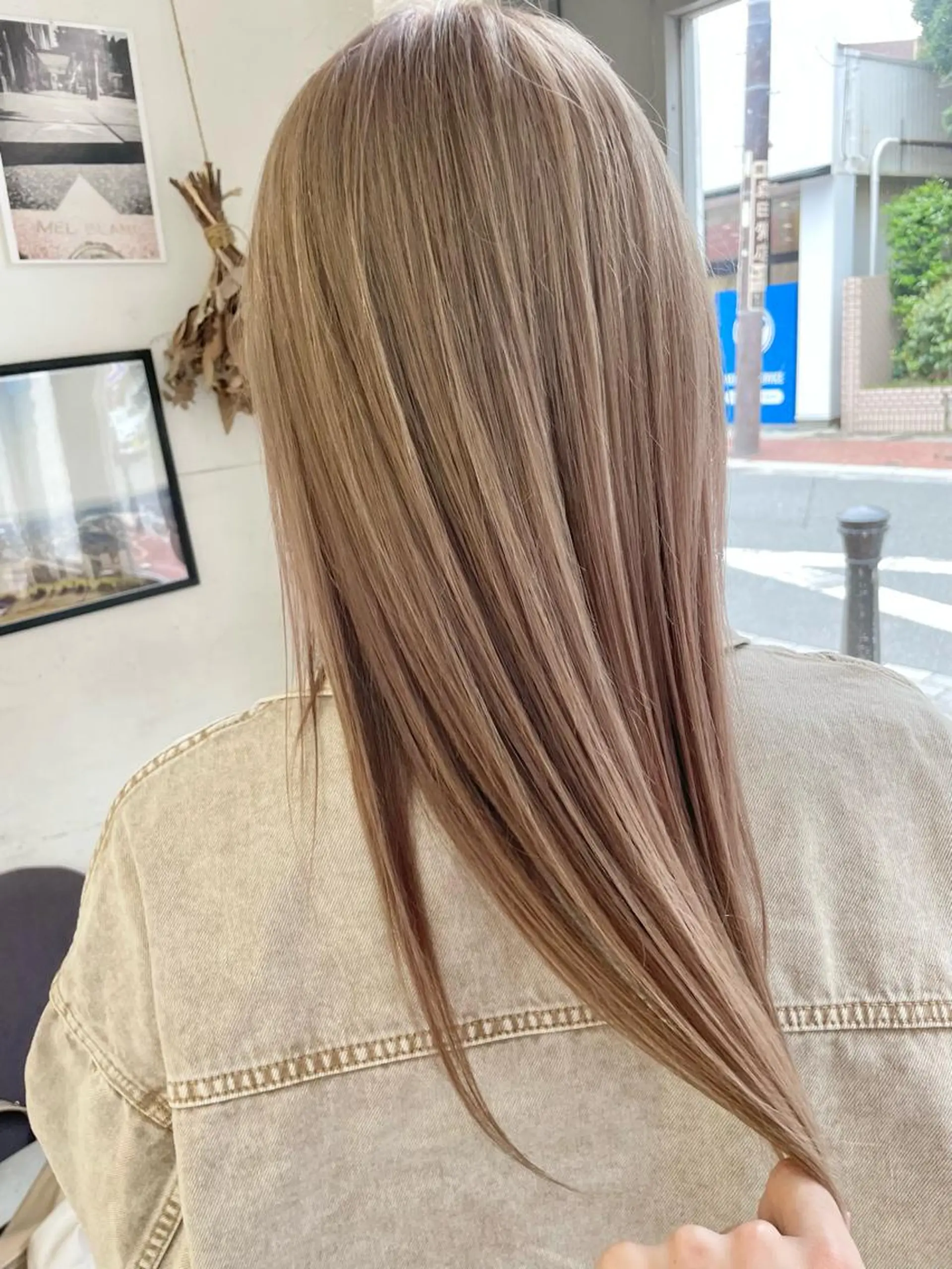 セミロング カラー 外国人風カラー 篠崎 佑季のヘアスタイル