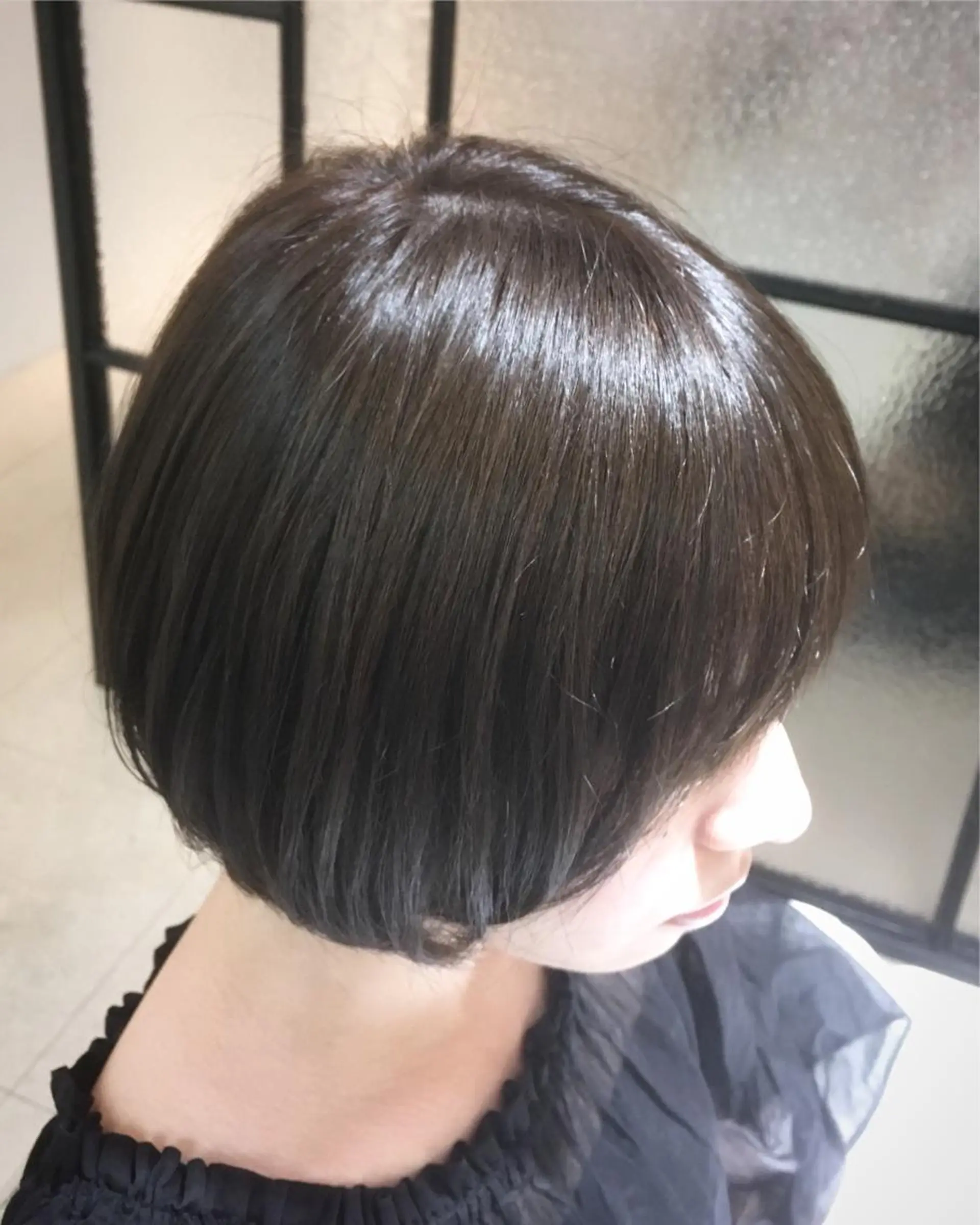 ショート アッシュ 安永 涼のヘアスタイル