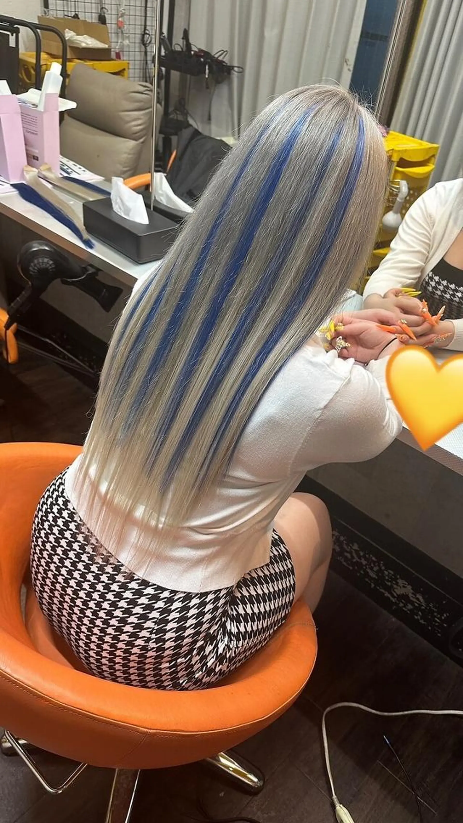 カラー ロング ヘアカラー 小野 裕子のヘアスタイル