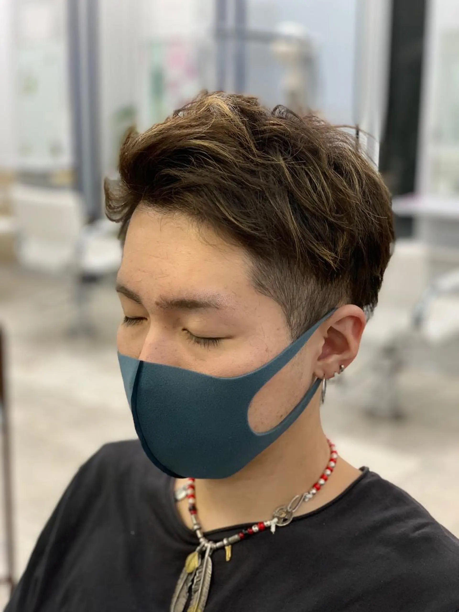 ショート メンズ ハイライト&曲がる 縮毛矯正特化 玉置のヘアスタイル