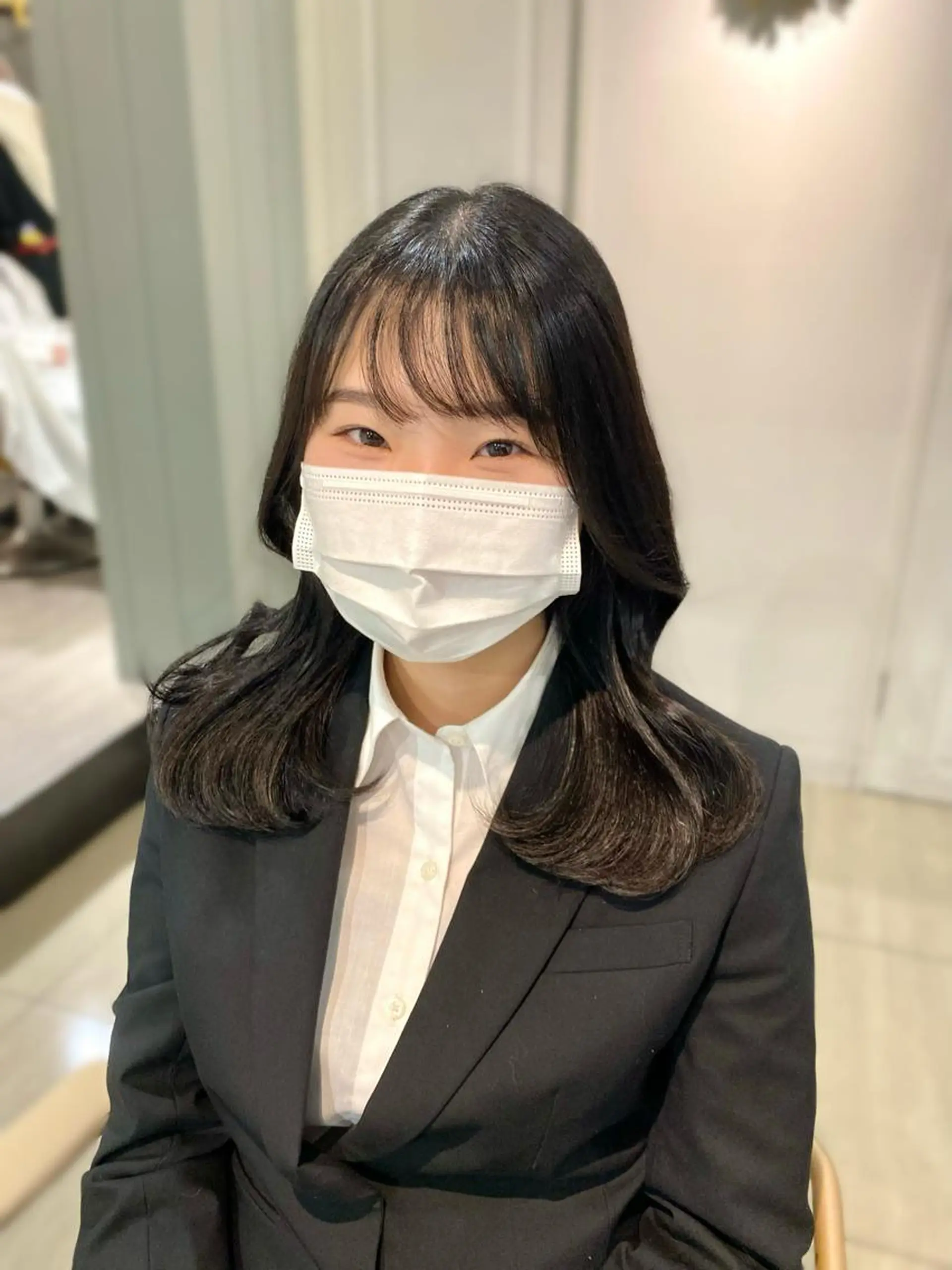 セミロング カラー くびれヘア 髪質改善 ヨシンモリ 韓国風ヘア レイヤーカット カット ヘアカラー トリートメント 韓国風レイヤーカット 💎髪質改善"yuiのヘアスタイル
